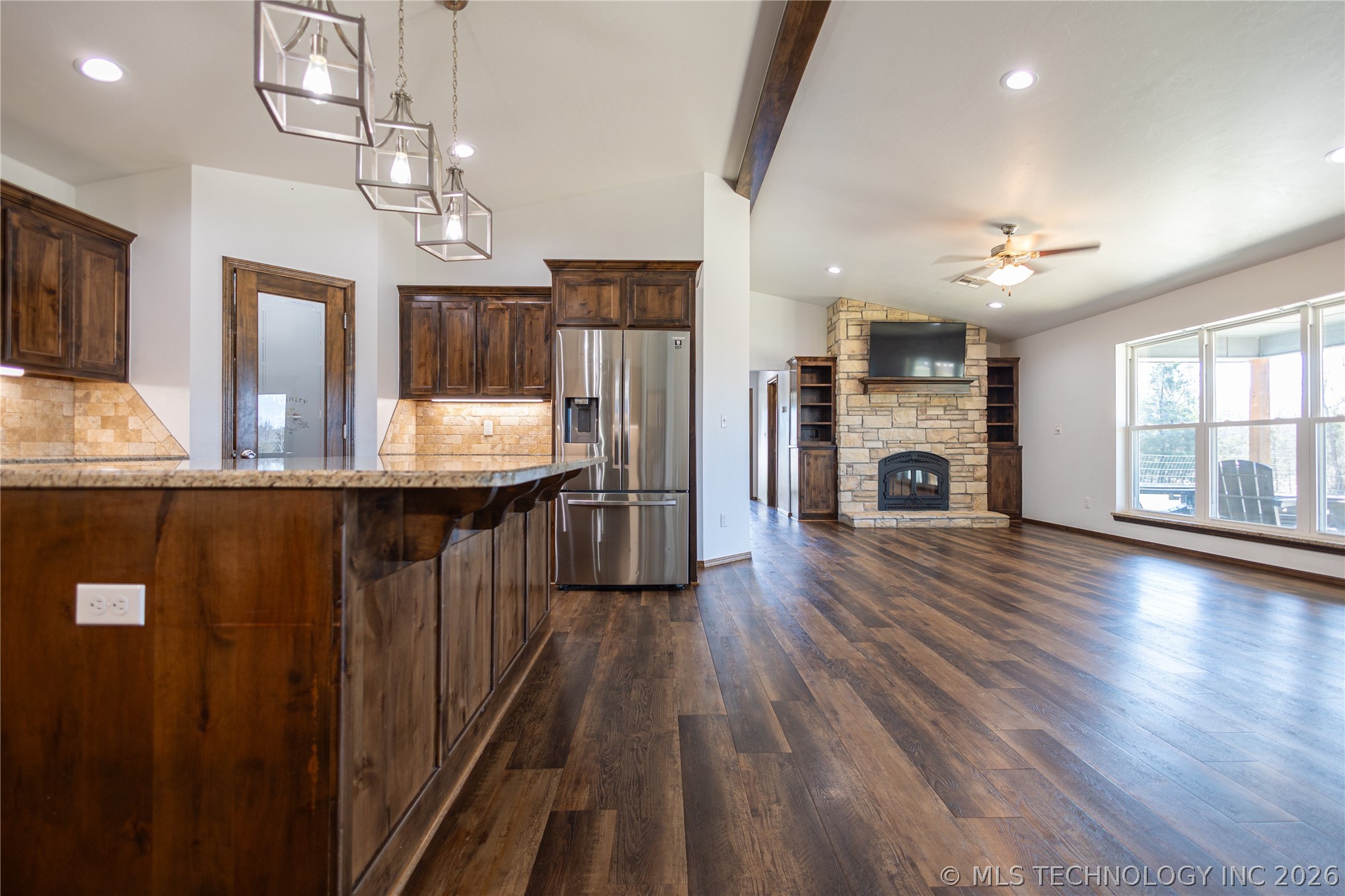 4555 Mayes Property Photo 4