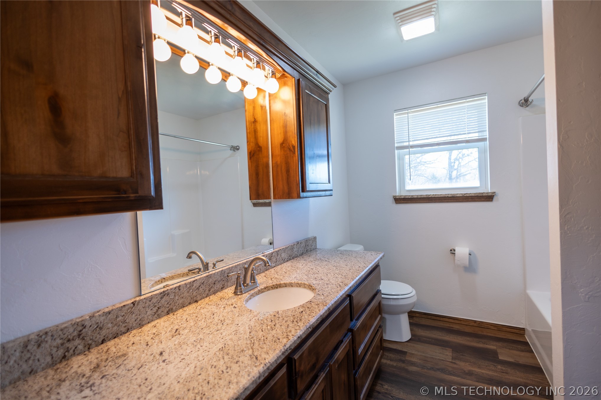 4555 Mayes Property Photo 10