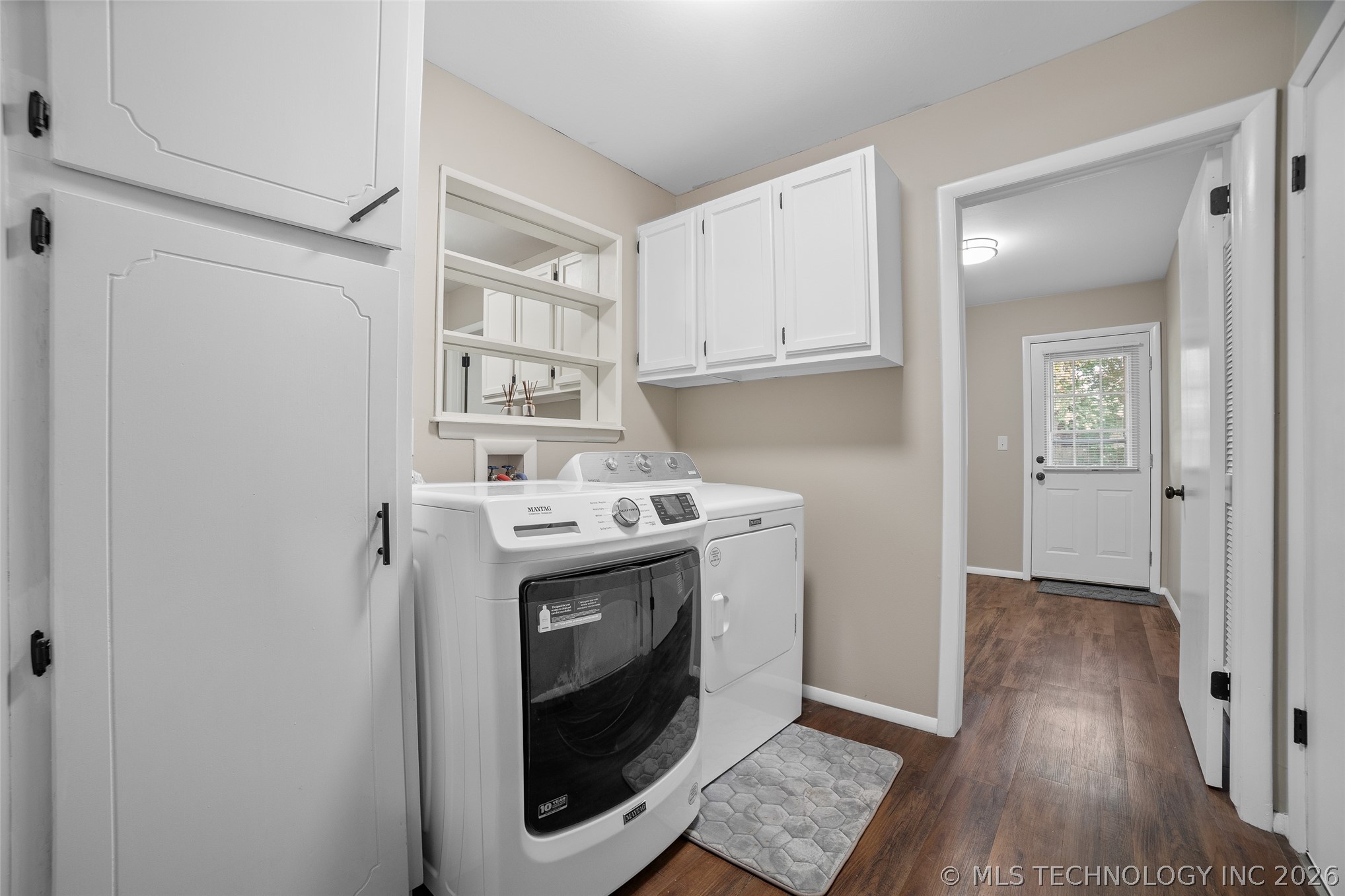 6023 S Irvington Avenue Property Photo 24