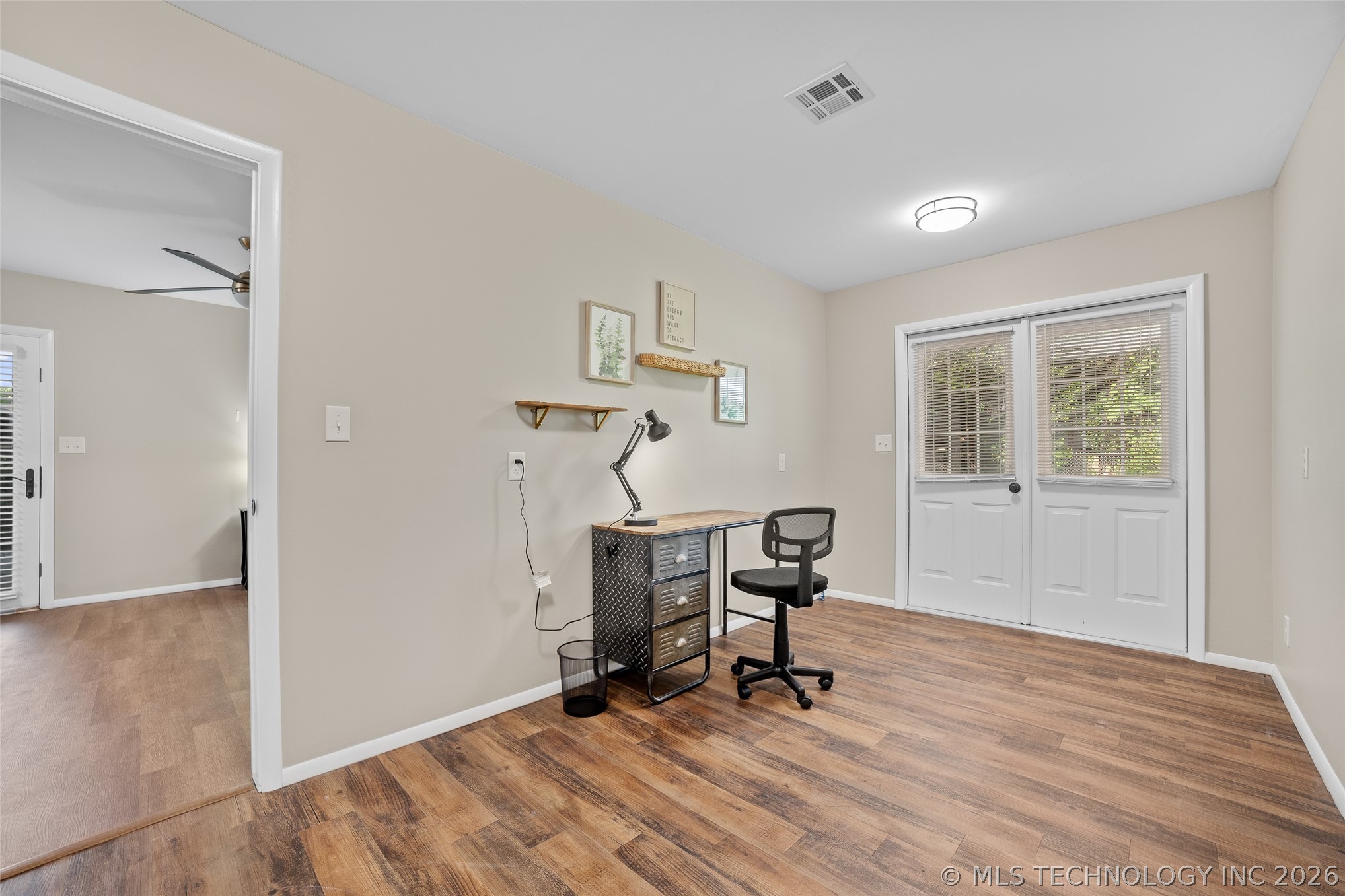 6023 S Irvington Avenue Property Photo 35