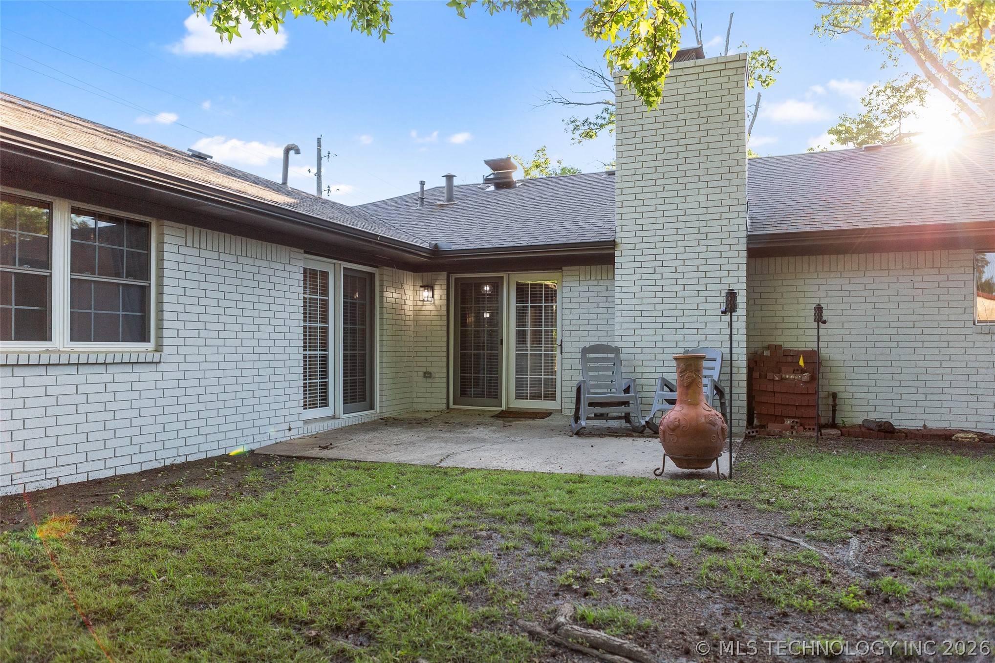 6023 S Irvington Avenue Property Photo 60