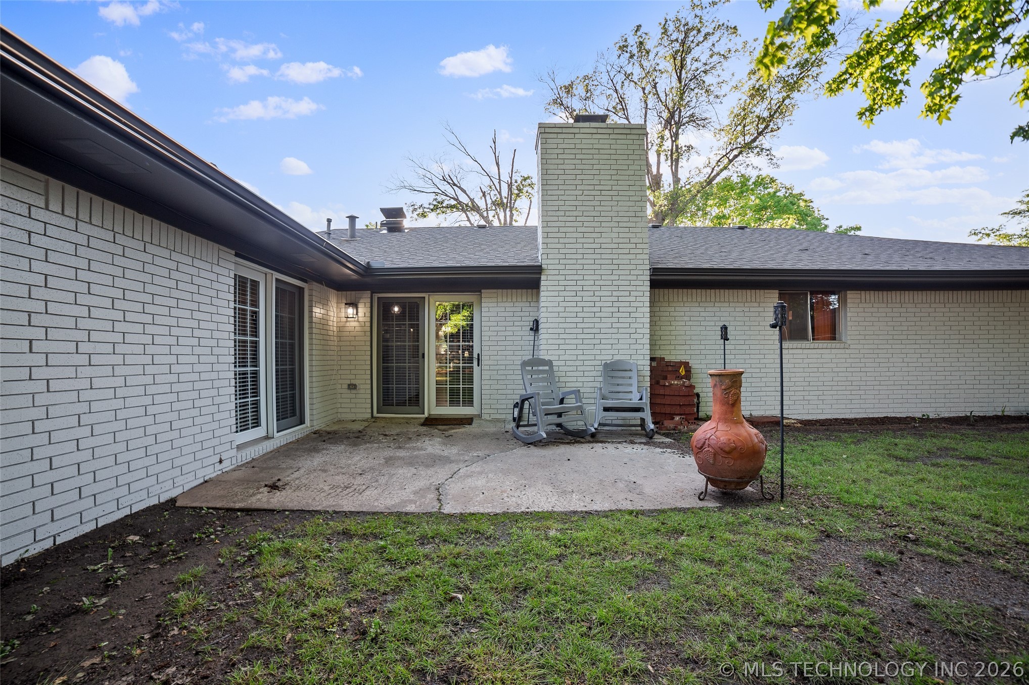 6023 S Irvington Avenue Property Photo 62