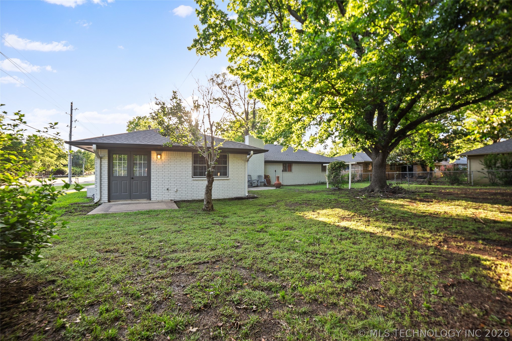 6023 S Irvington Avenue Property Photo 63