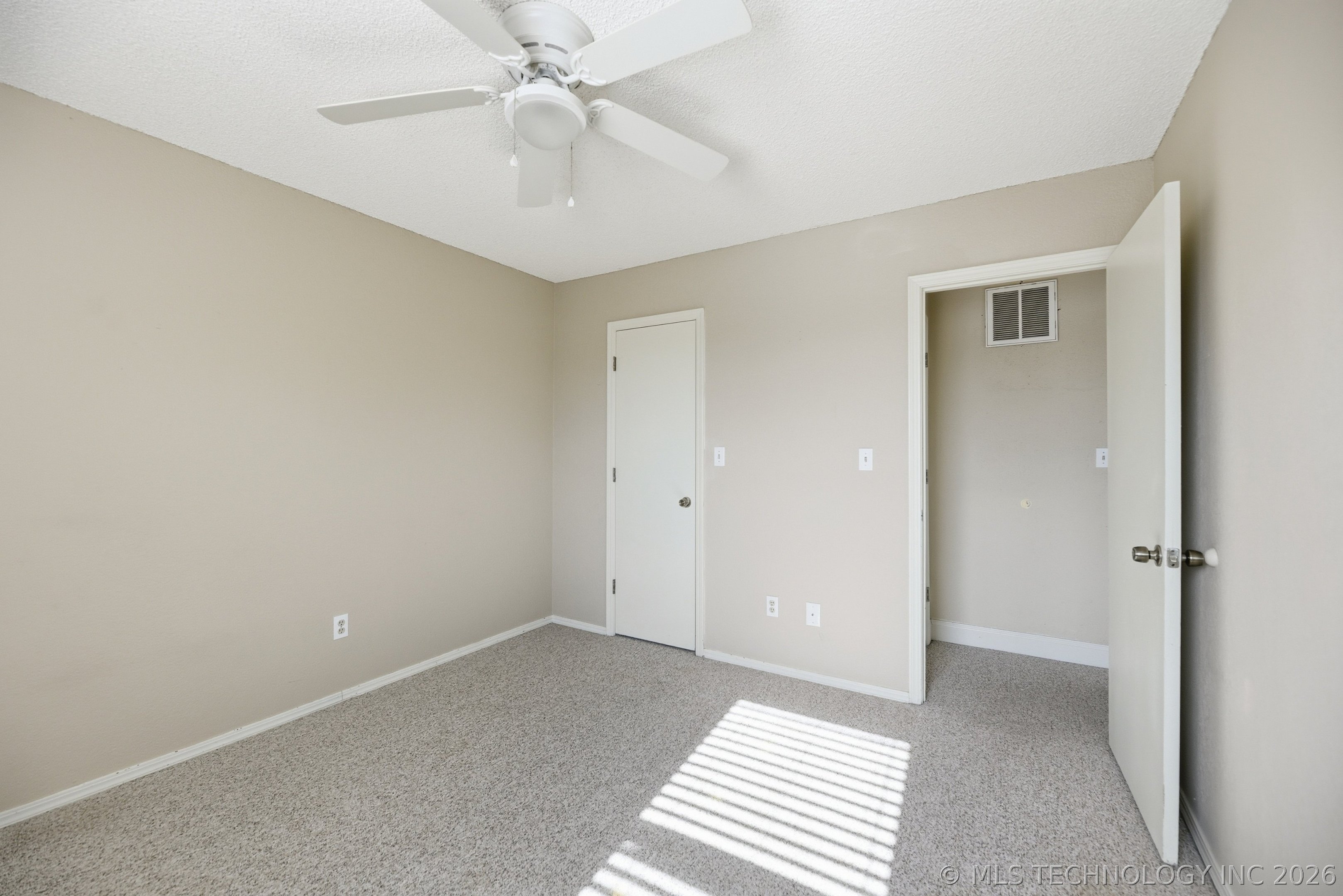 549 N Elm Street D Property Photo 11