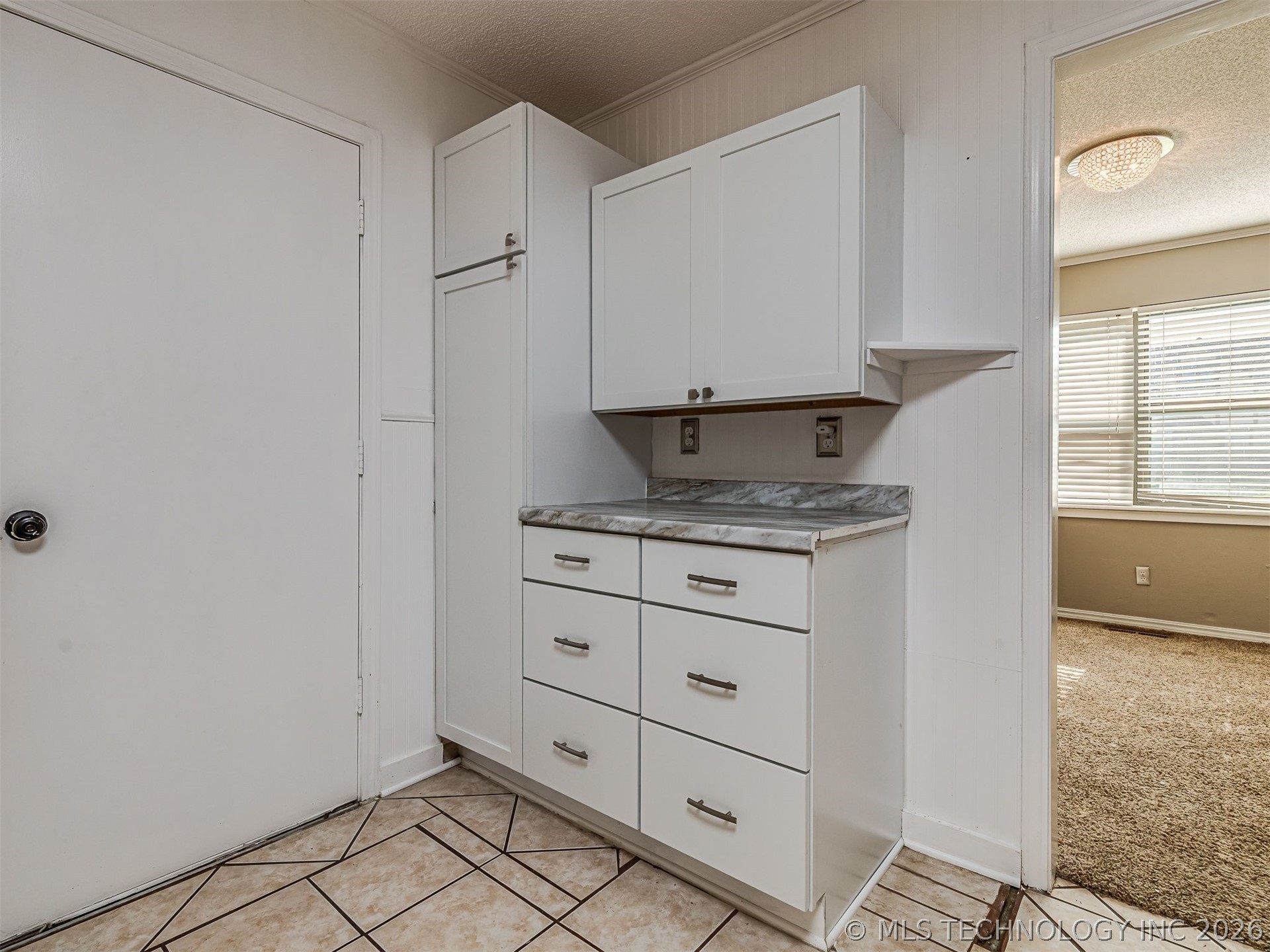 1012 N Forest Place Property Photo 18