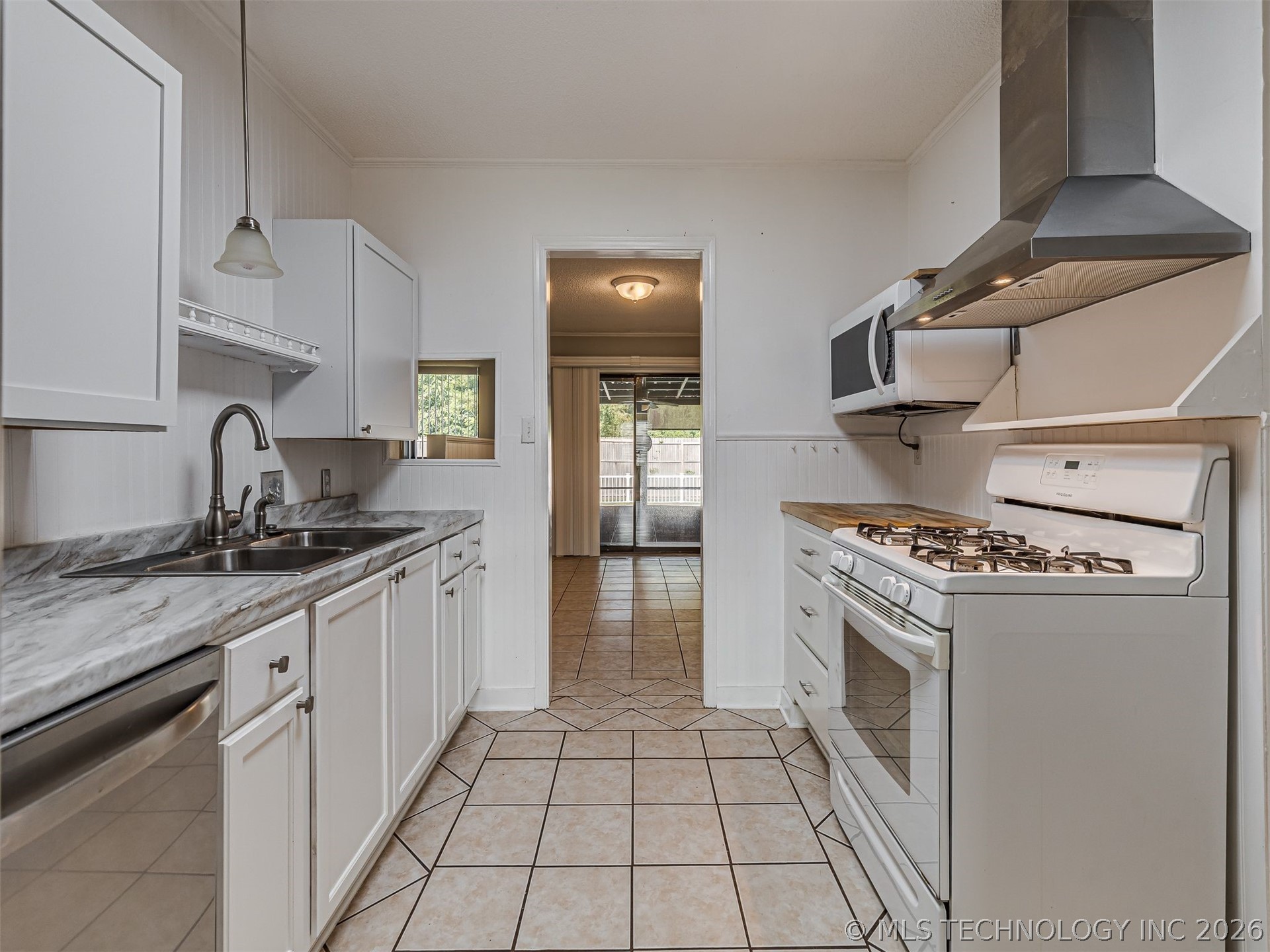 1012 N Forest Place Property Photo 19