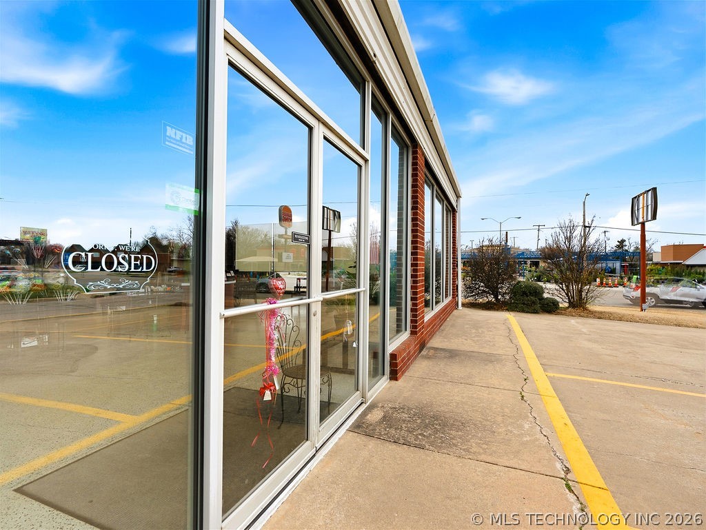 530 N Mississippi Property Photo 3