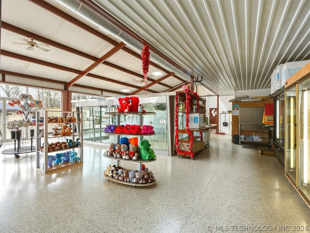 530 N Mississippi Property Photo 11