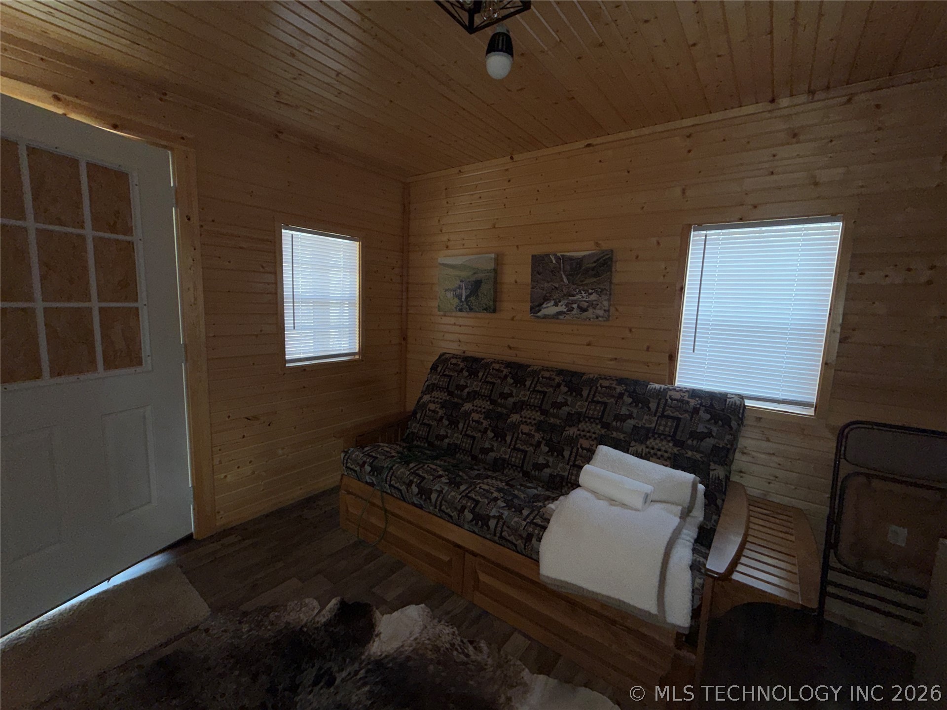 1083 Avenue Property Photo 12