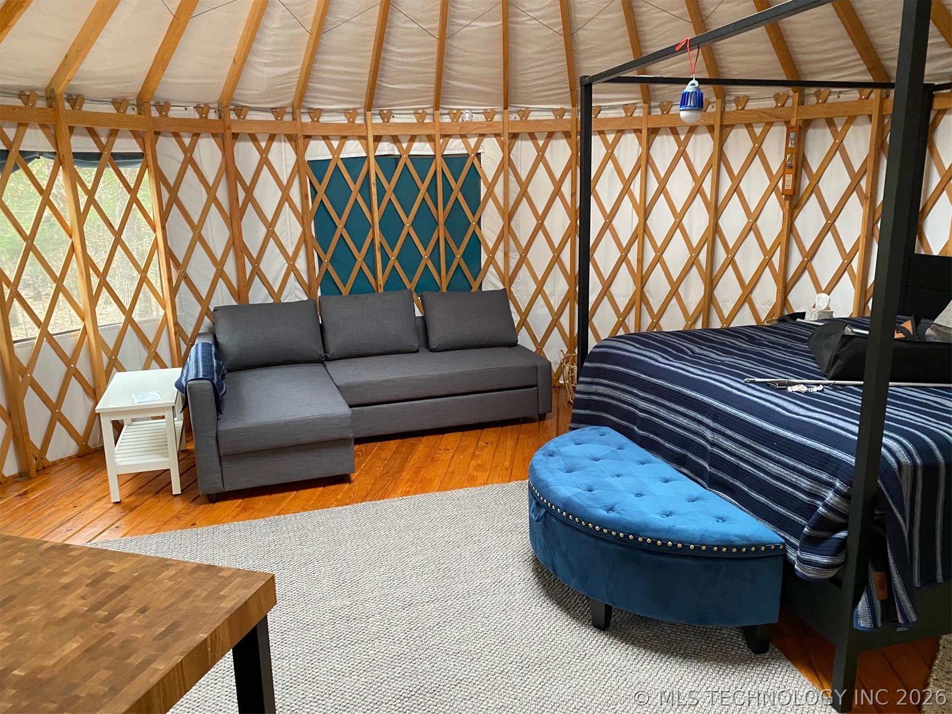 1083 Avenue Property Photo 30