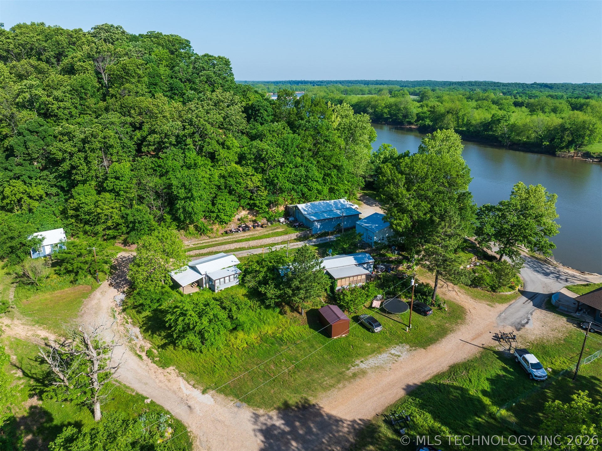 9207 N 447 Road Property Photo 5