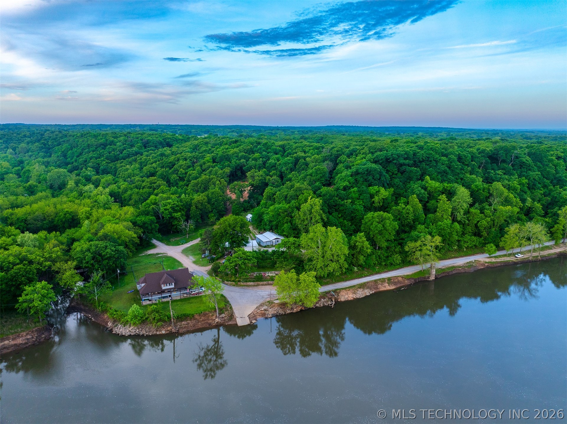 9207 N 447 Road Property Photo 12