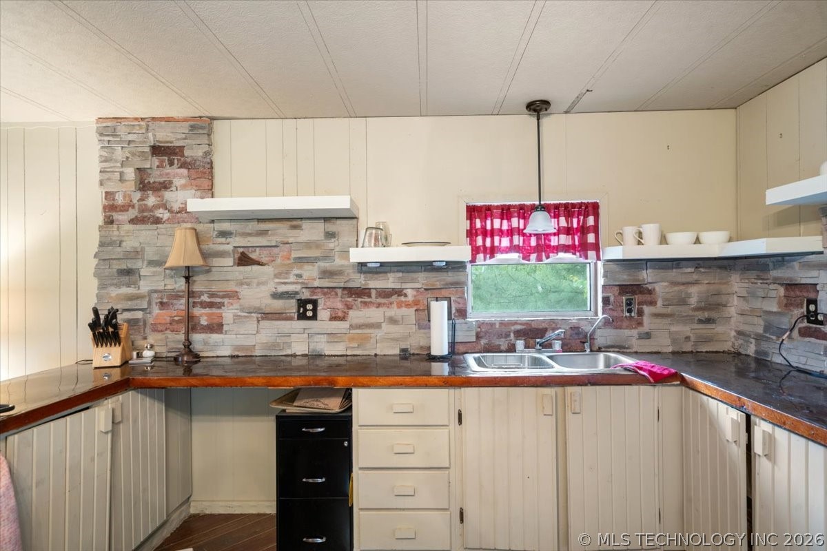 9207 N 447 Road Property Photo 40