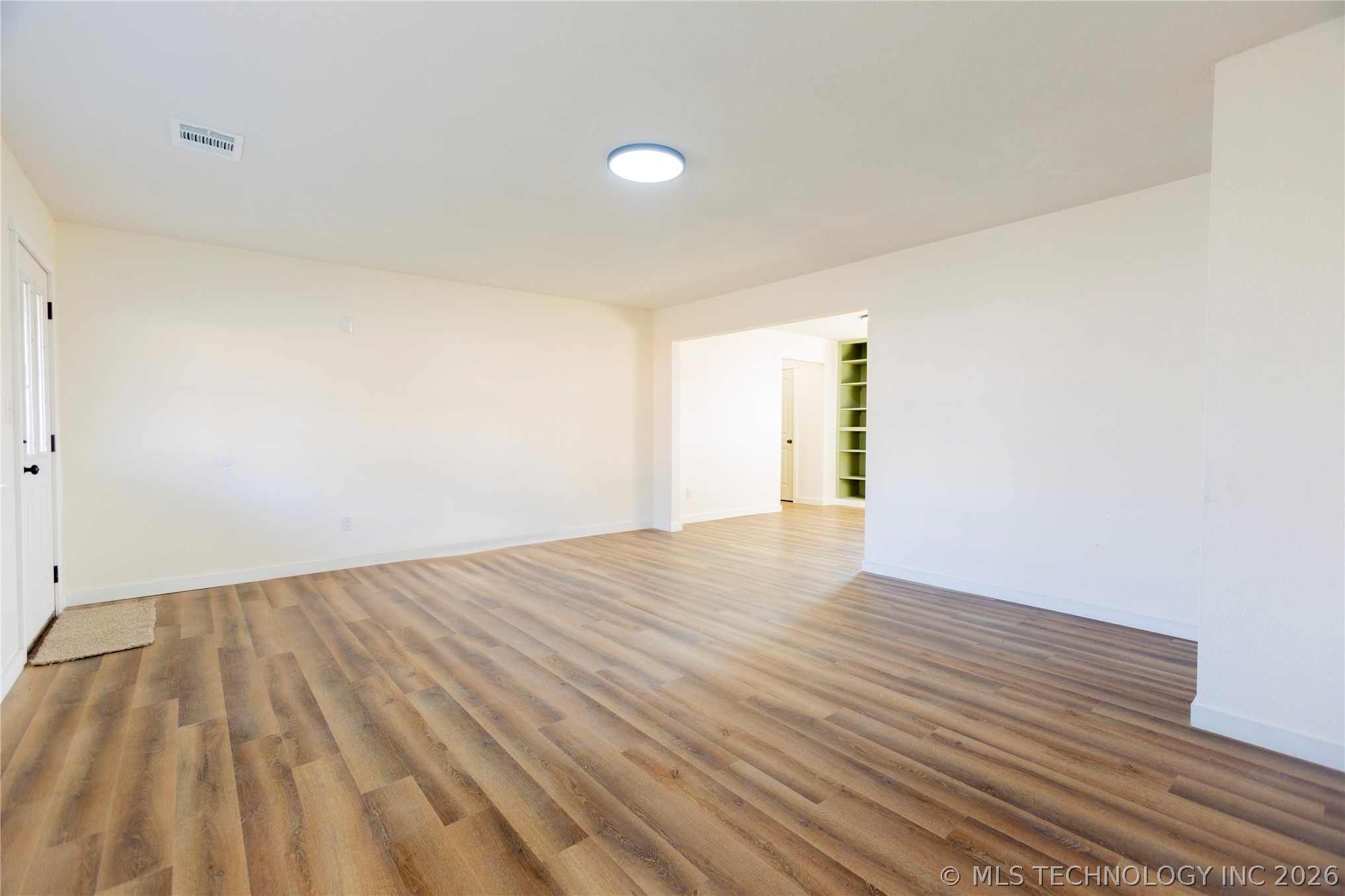 715 Nw Bocci Drive Property Photo 3
