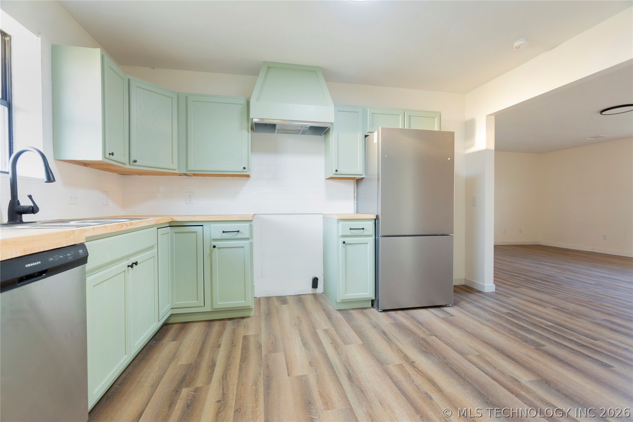 715 Nw Bocci Drive Property Photo 9