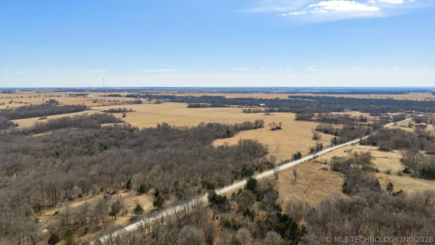 E 60 Highway Property Photo 4