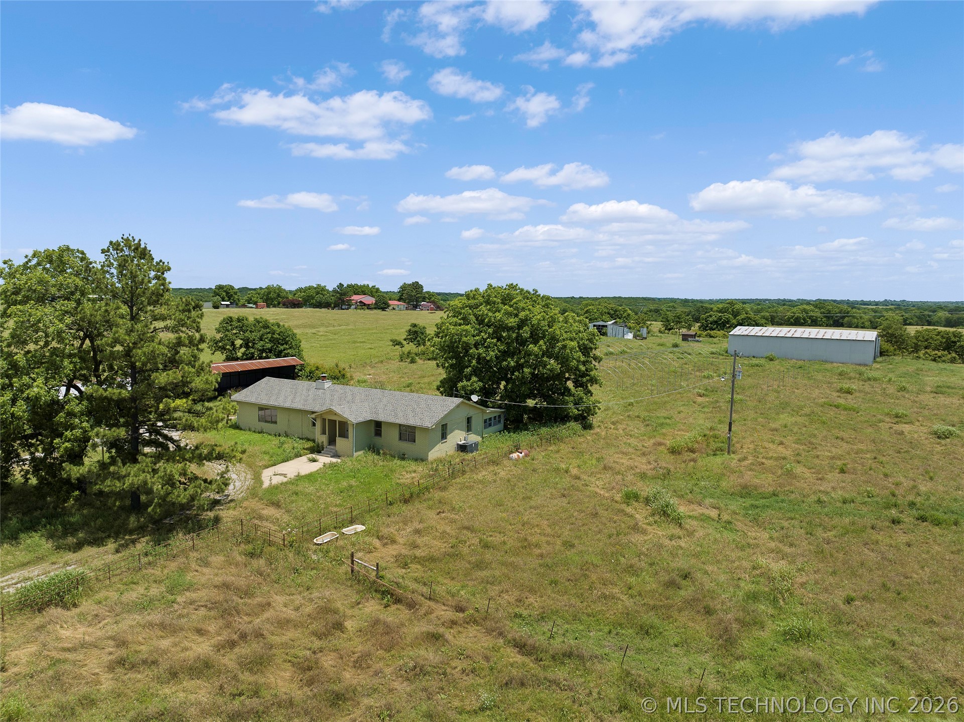 7740 Swayback Property Photo 32