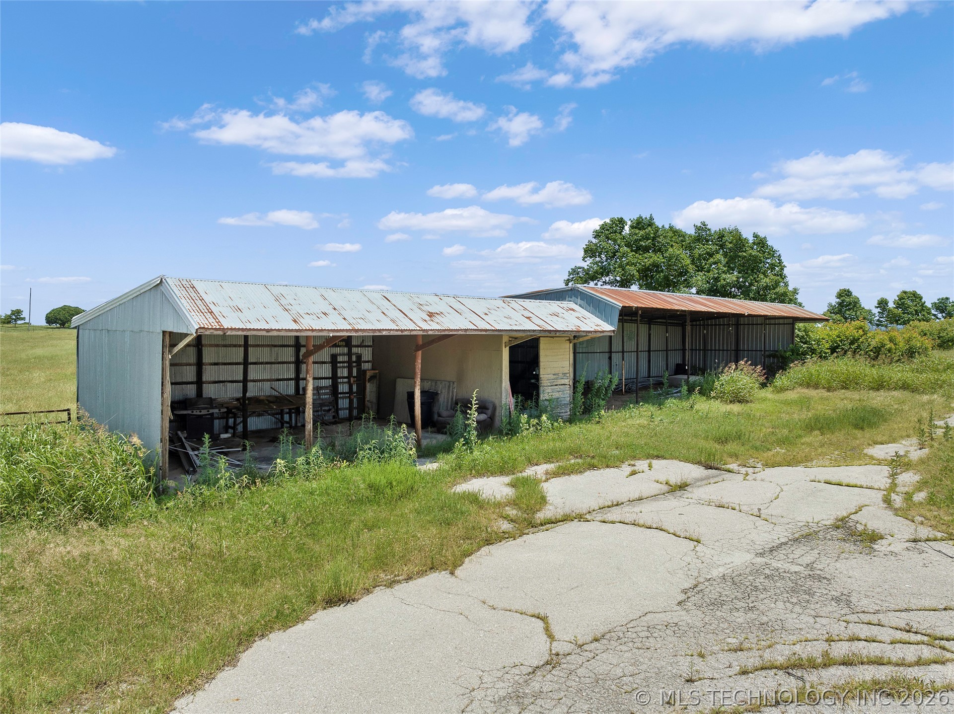 7740 Swayback Property Photo 35