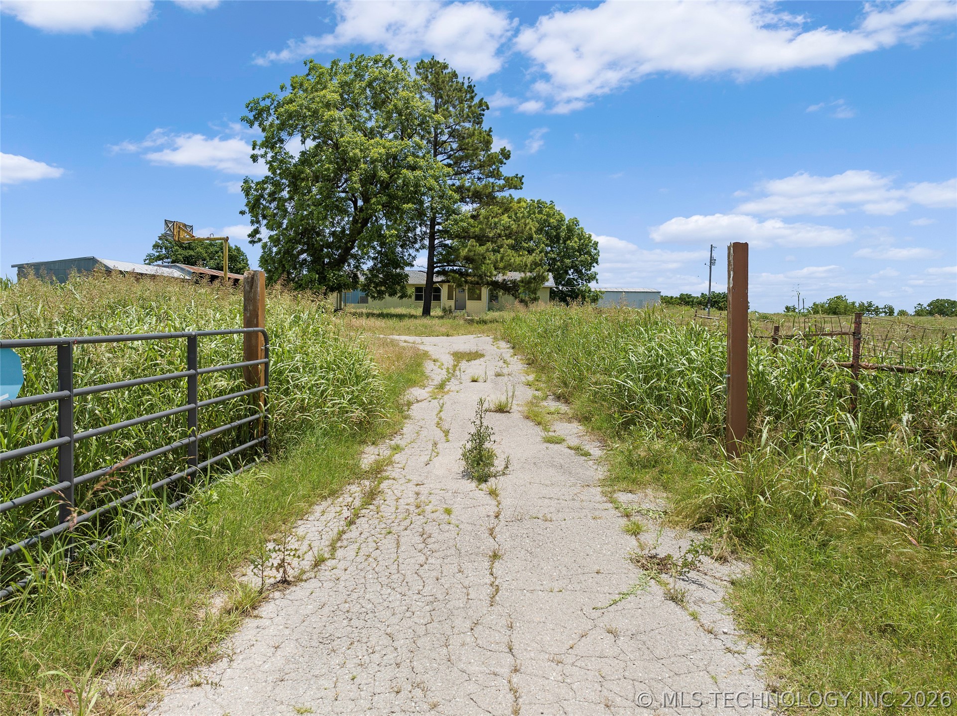 7740 Swayback Property Photo 49