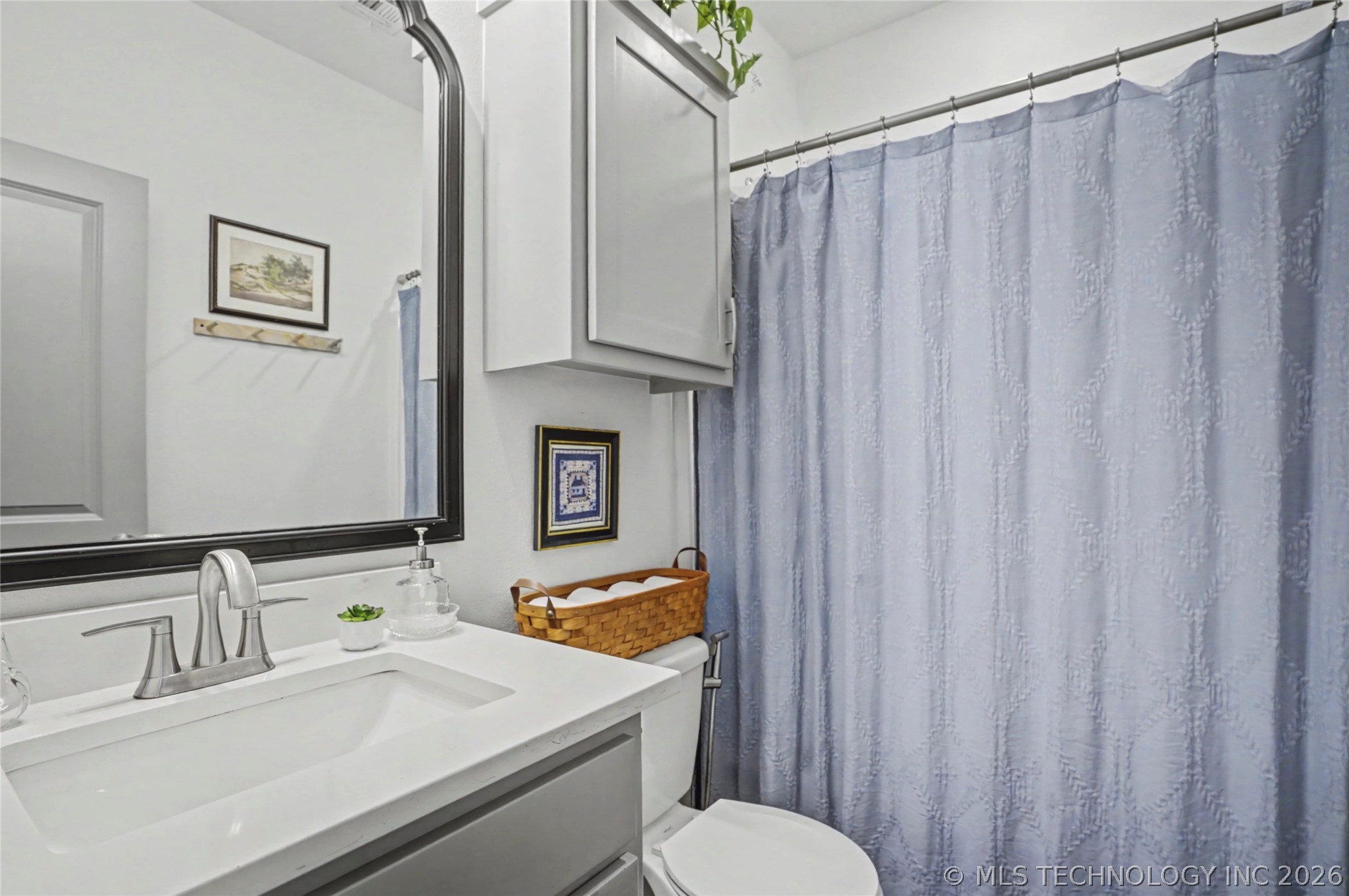 5037 W Hilton Road Property Photo 15
