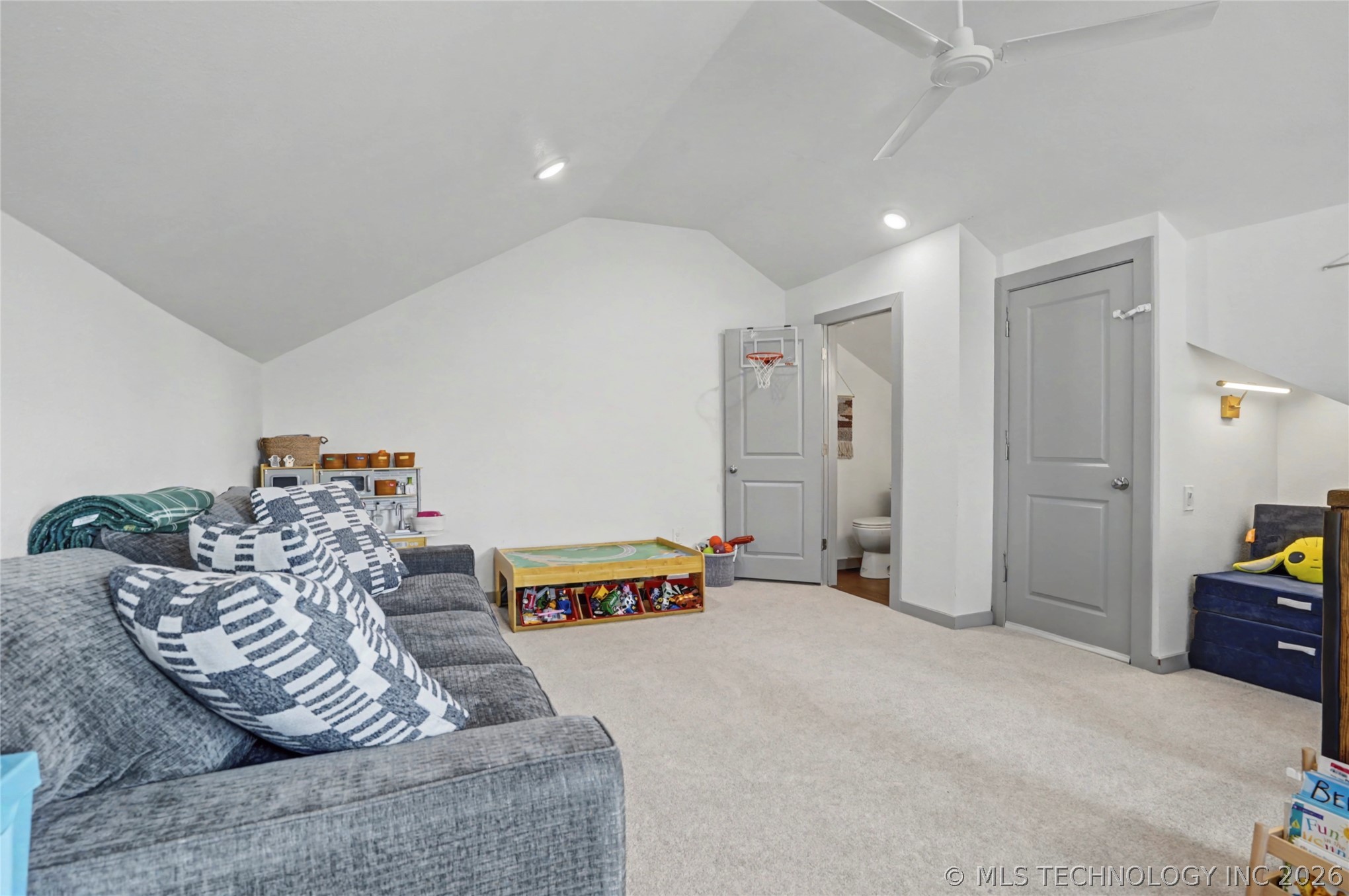 5037 W Hilton Road Property Photo 21