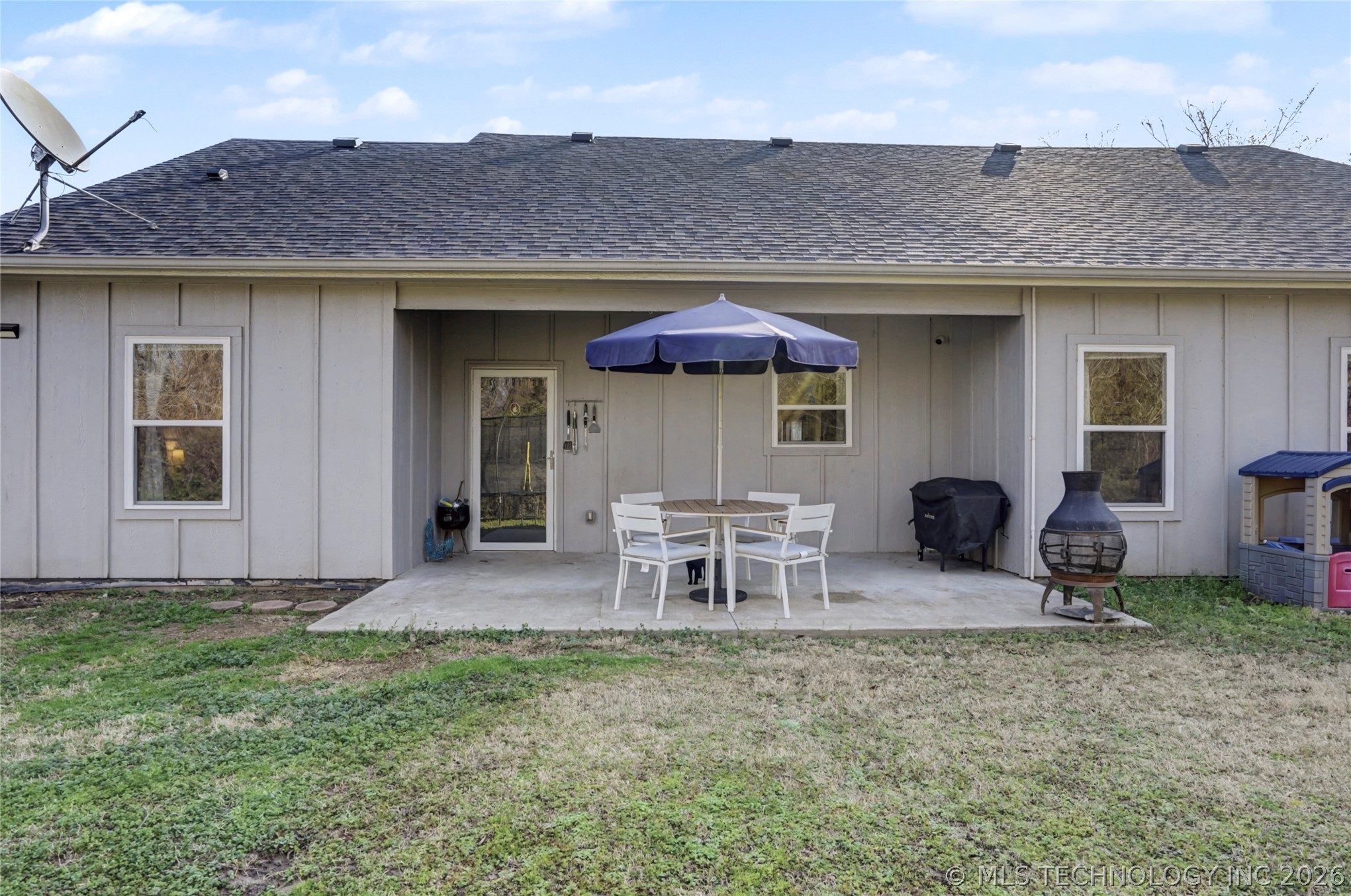 5037 W Hilton Road Property Photo 24