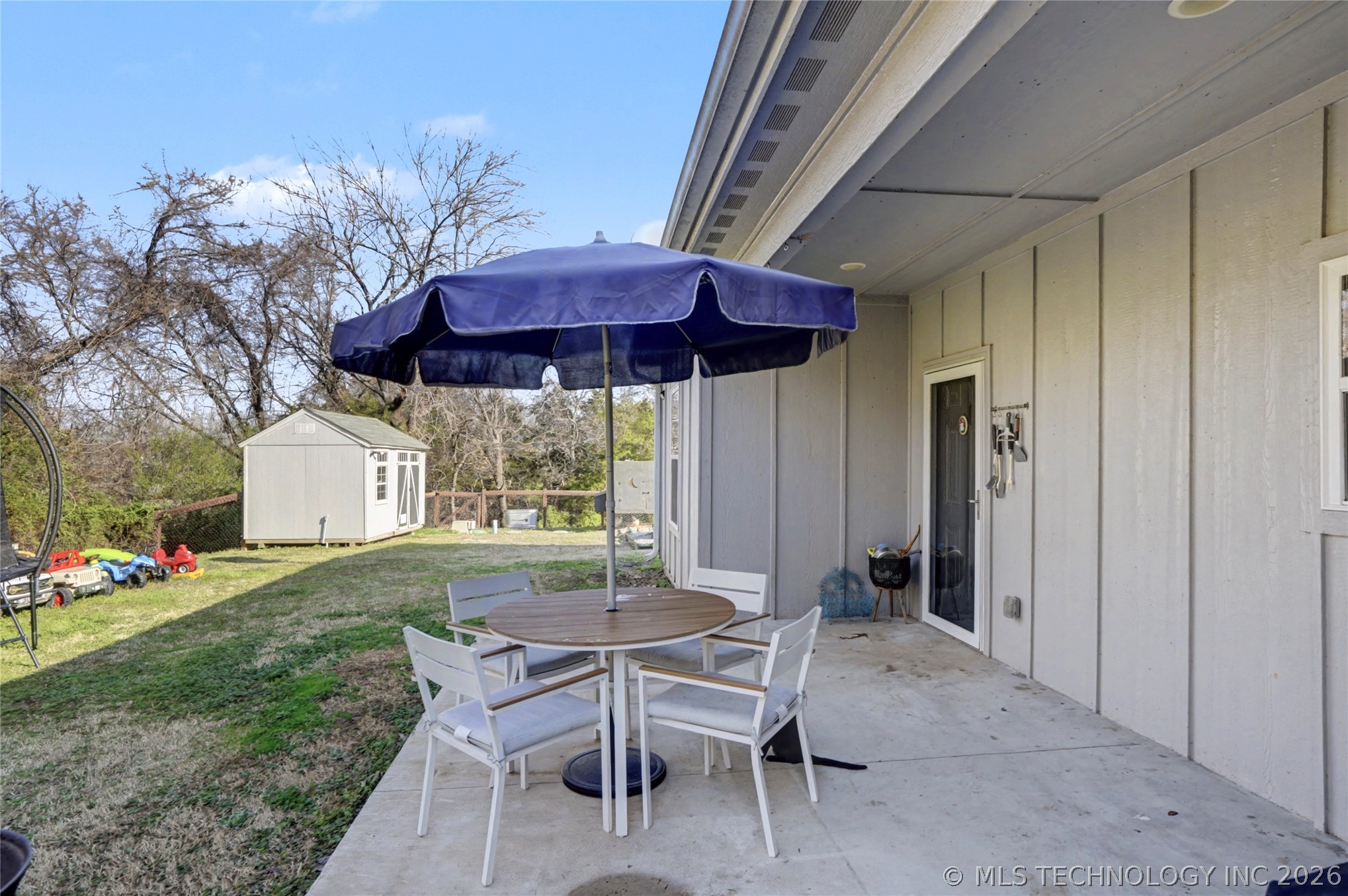 5037 W Hilton Road Property Photo 25