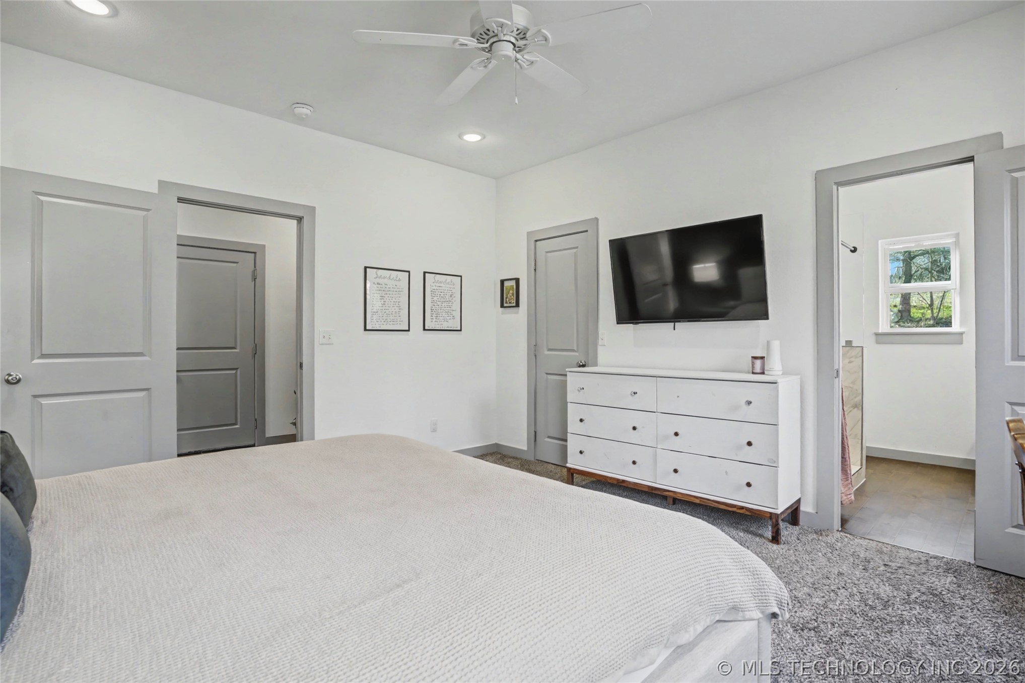 5037 W Hilton Road Property Photo 32