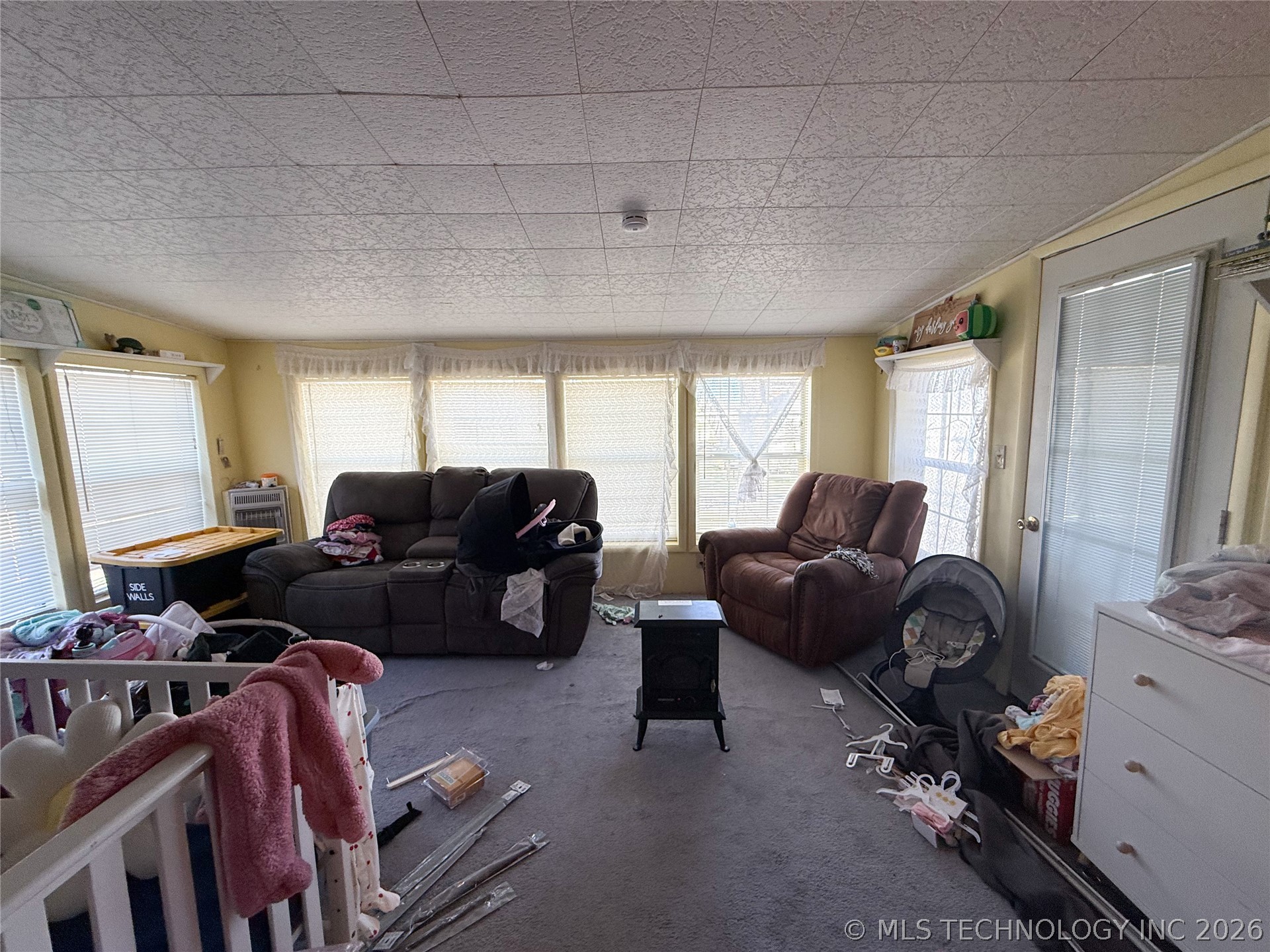 301 W Main Street Property Photo 8
