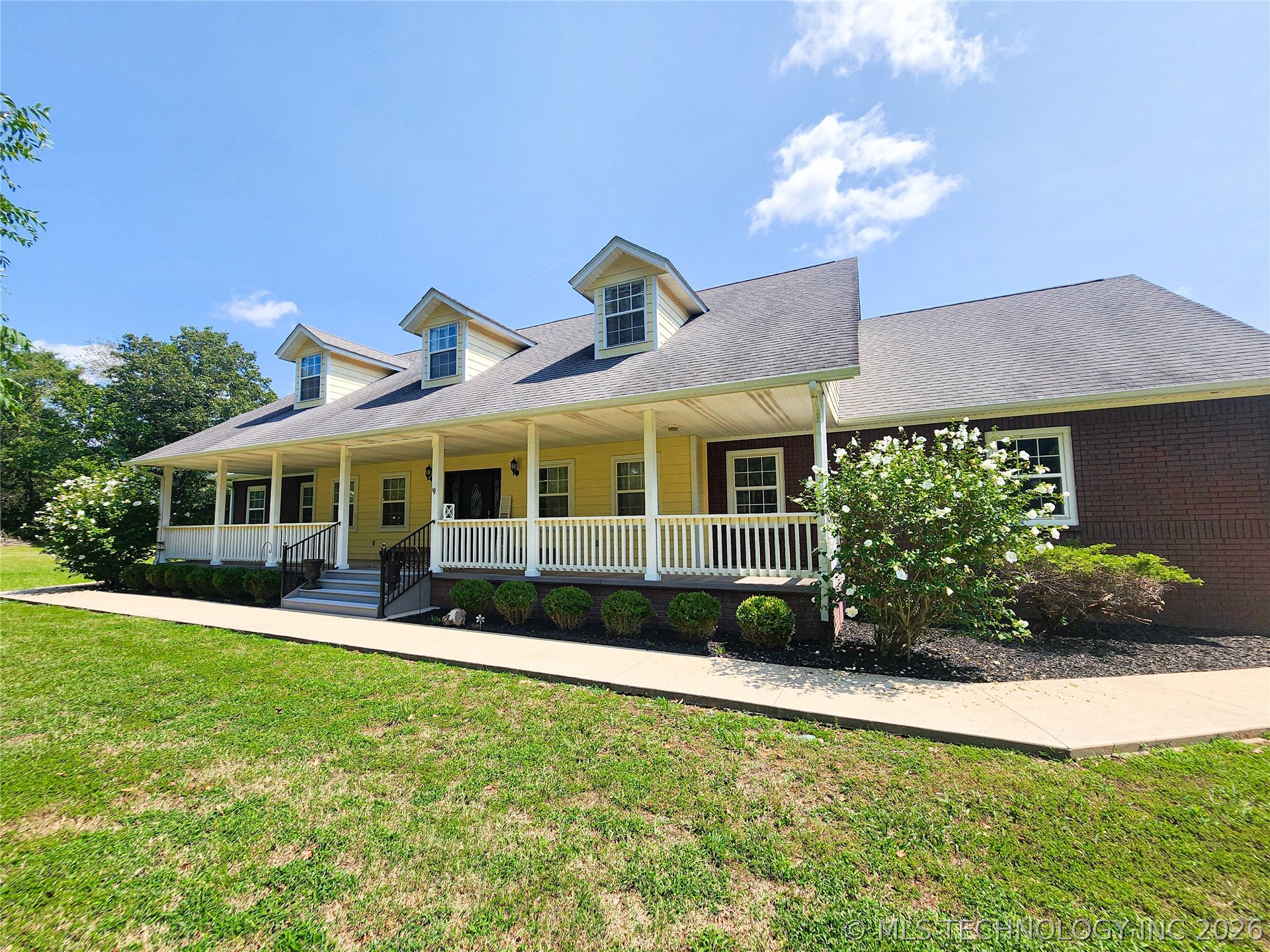 20290 S Welling Road Property Photo 2