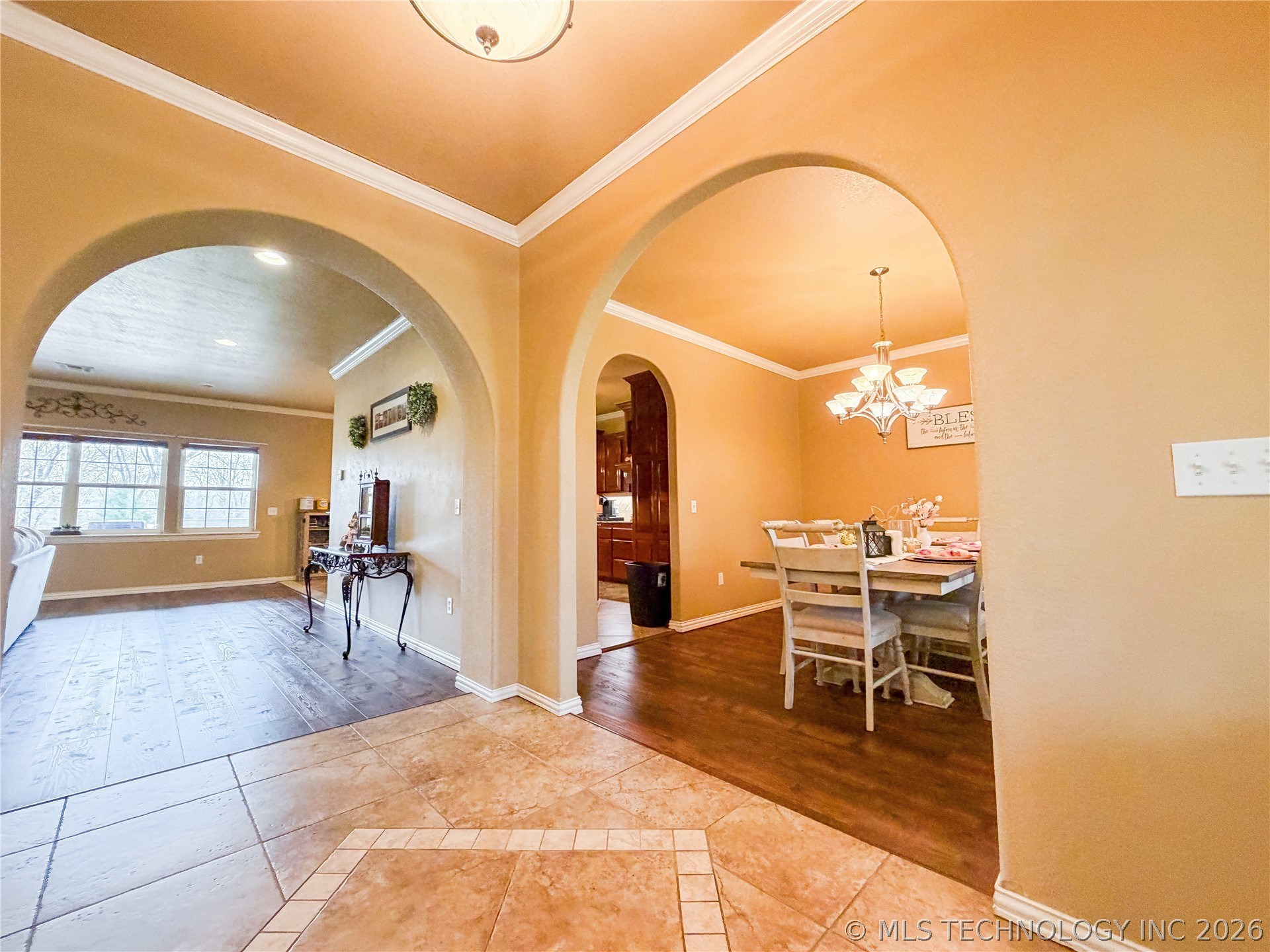 20290 S Welling Road Property Photo 8