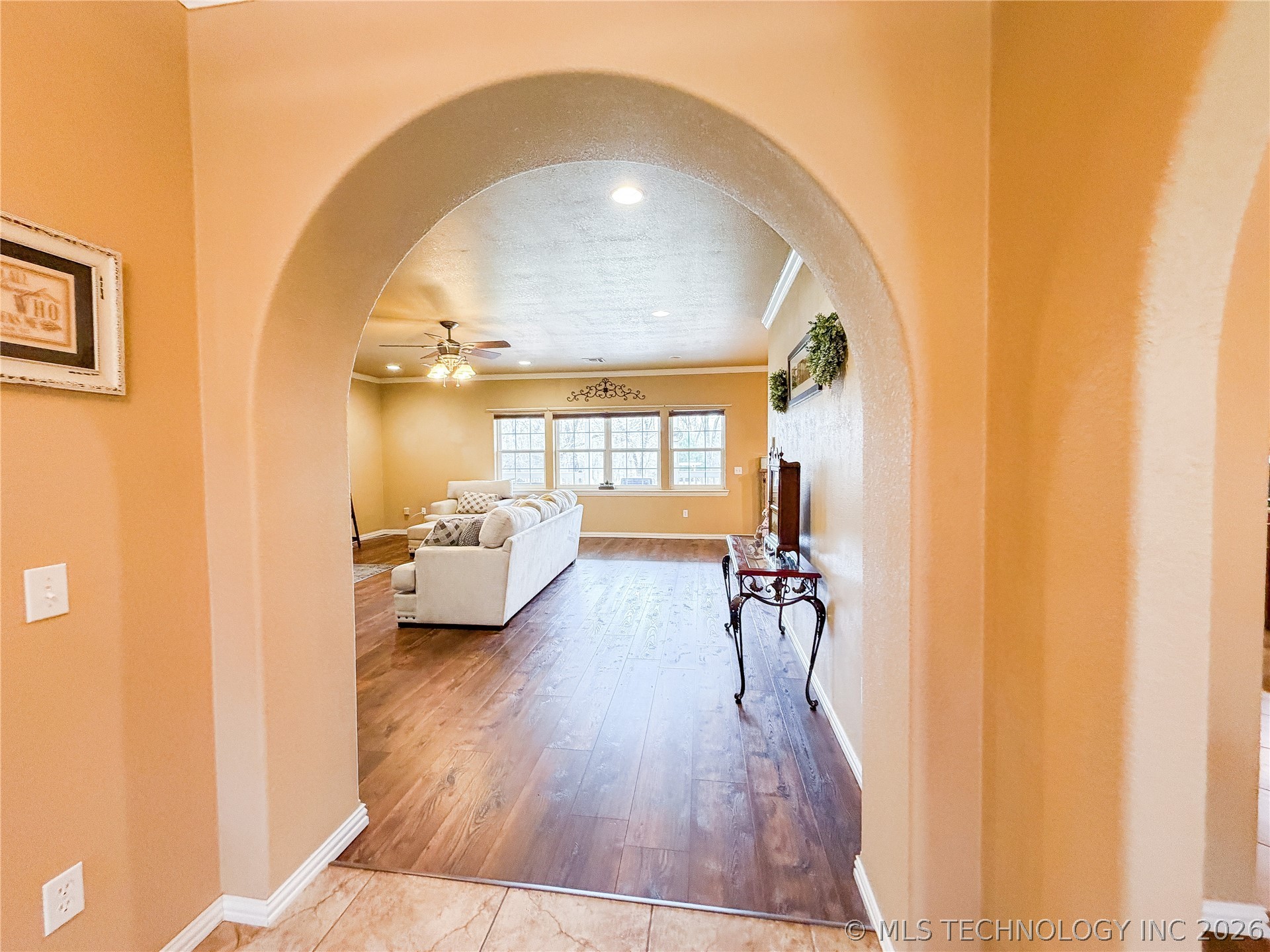 20290 S Welling Road Property Photo 9