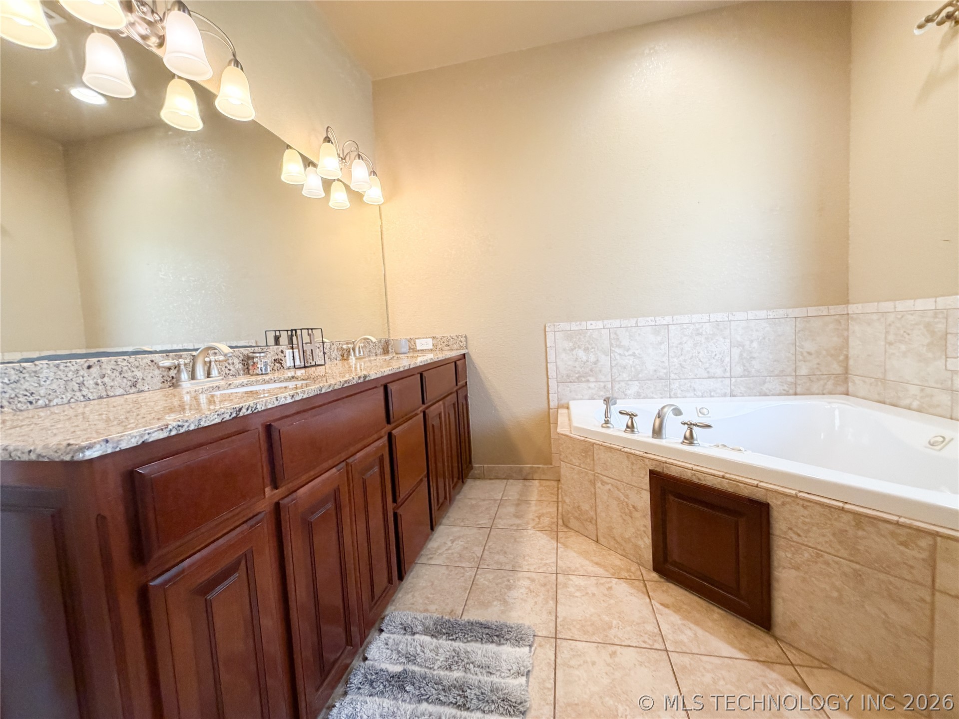 20290 S Welling Road Property Photo 60
