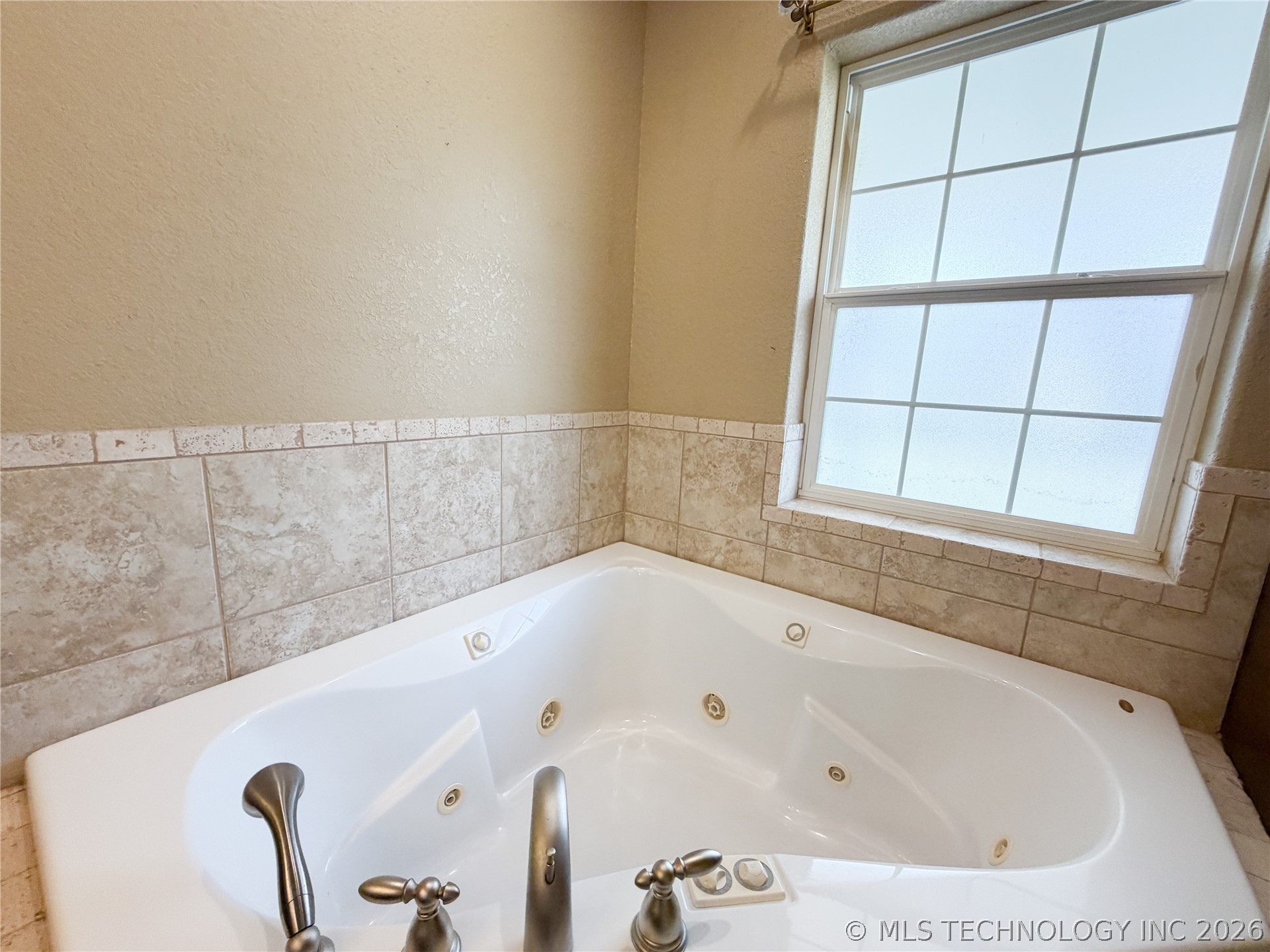 20290 S Welling Road Property Photo 61