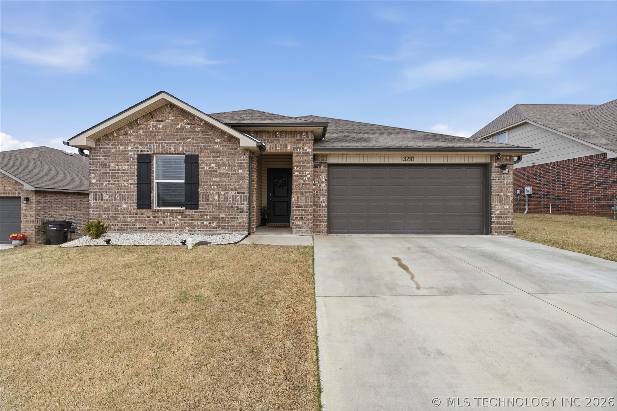 3210 Roman Circle Property Photo 1