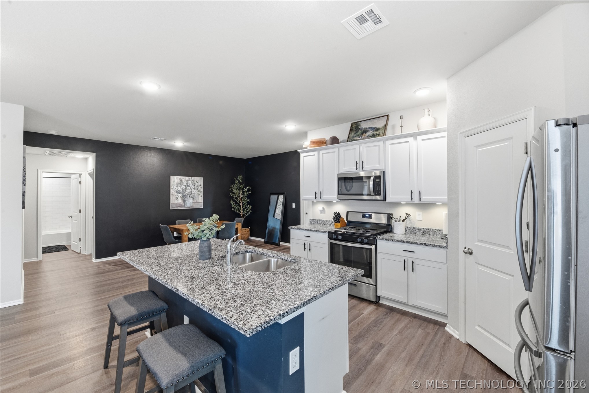 3210 Roman Circle Property Photo 8