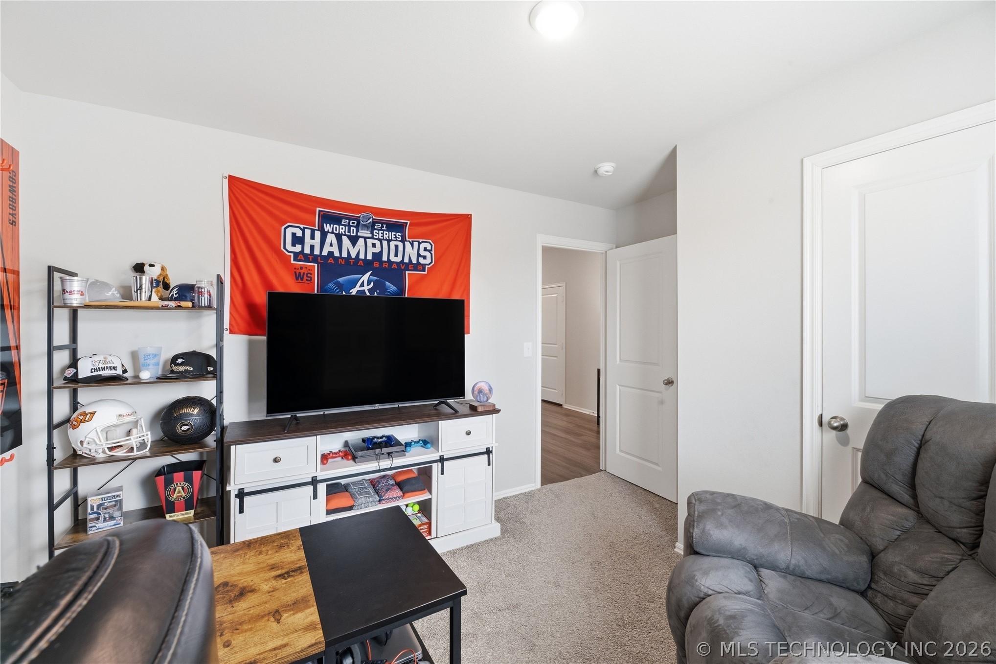 3210 Roman Circle Property Photo 16