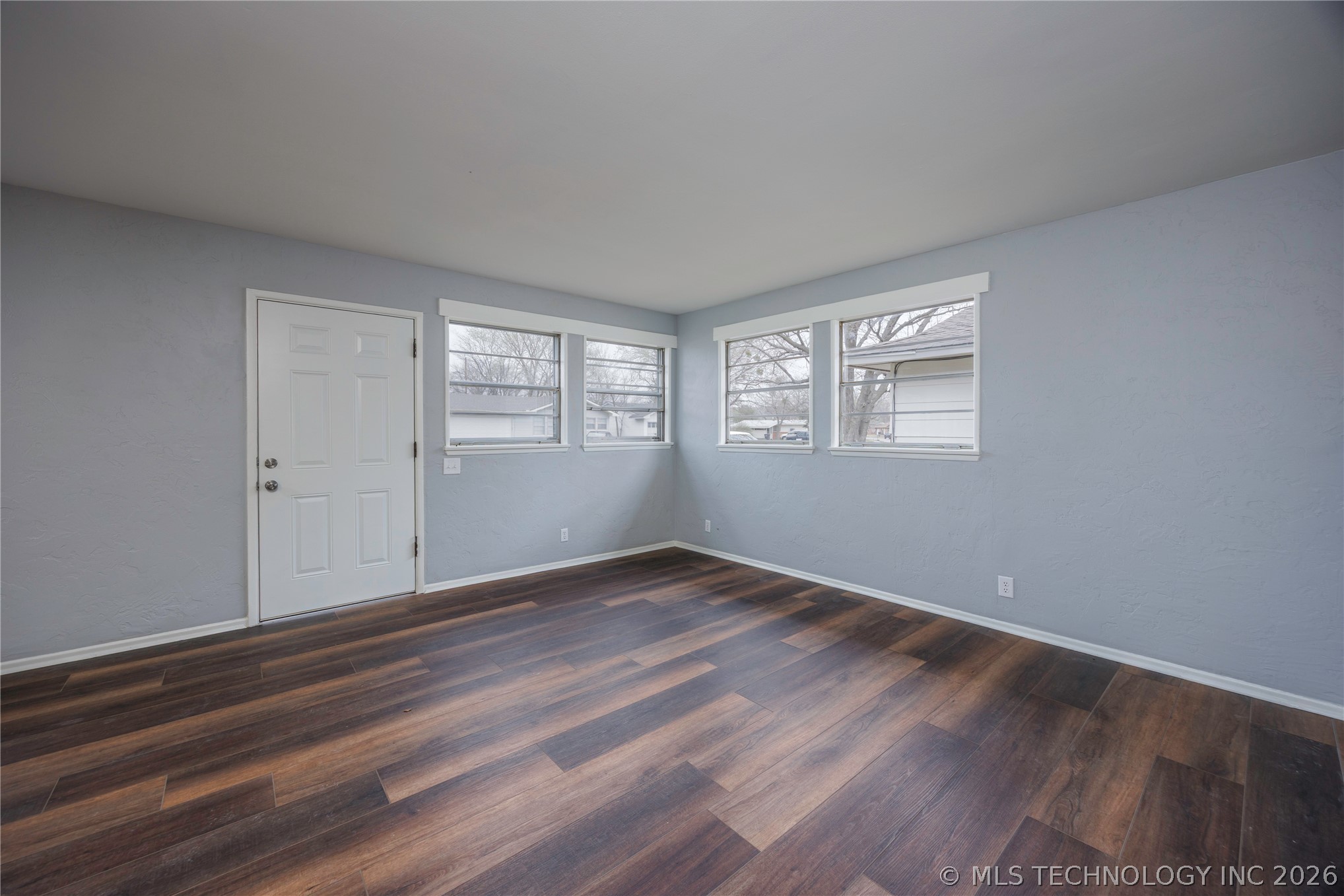 408 Cumberland Drive Property Photo 5