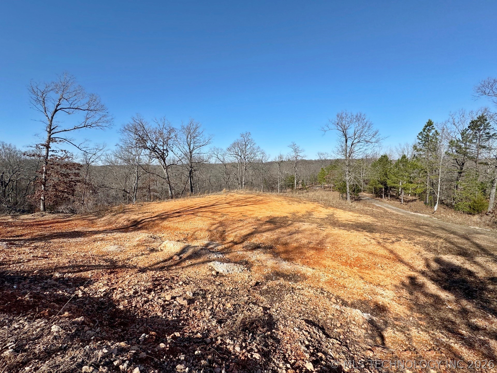 13725 N 527 Road Property Photo 3