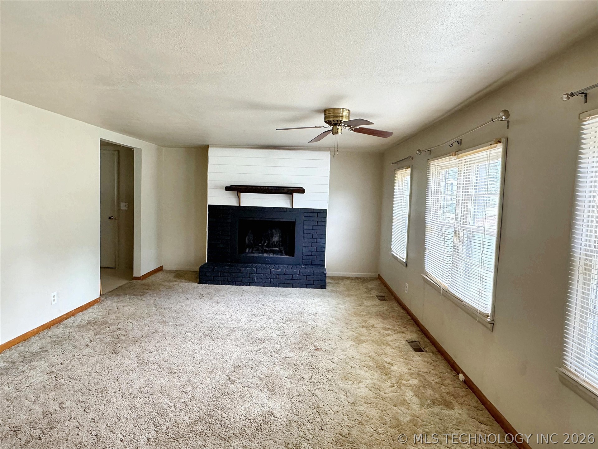 725 Sooner Drive Property Photo 7