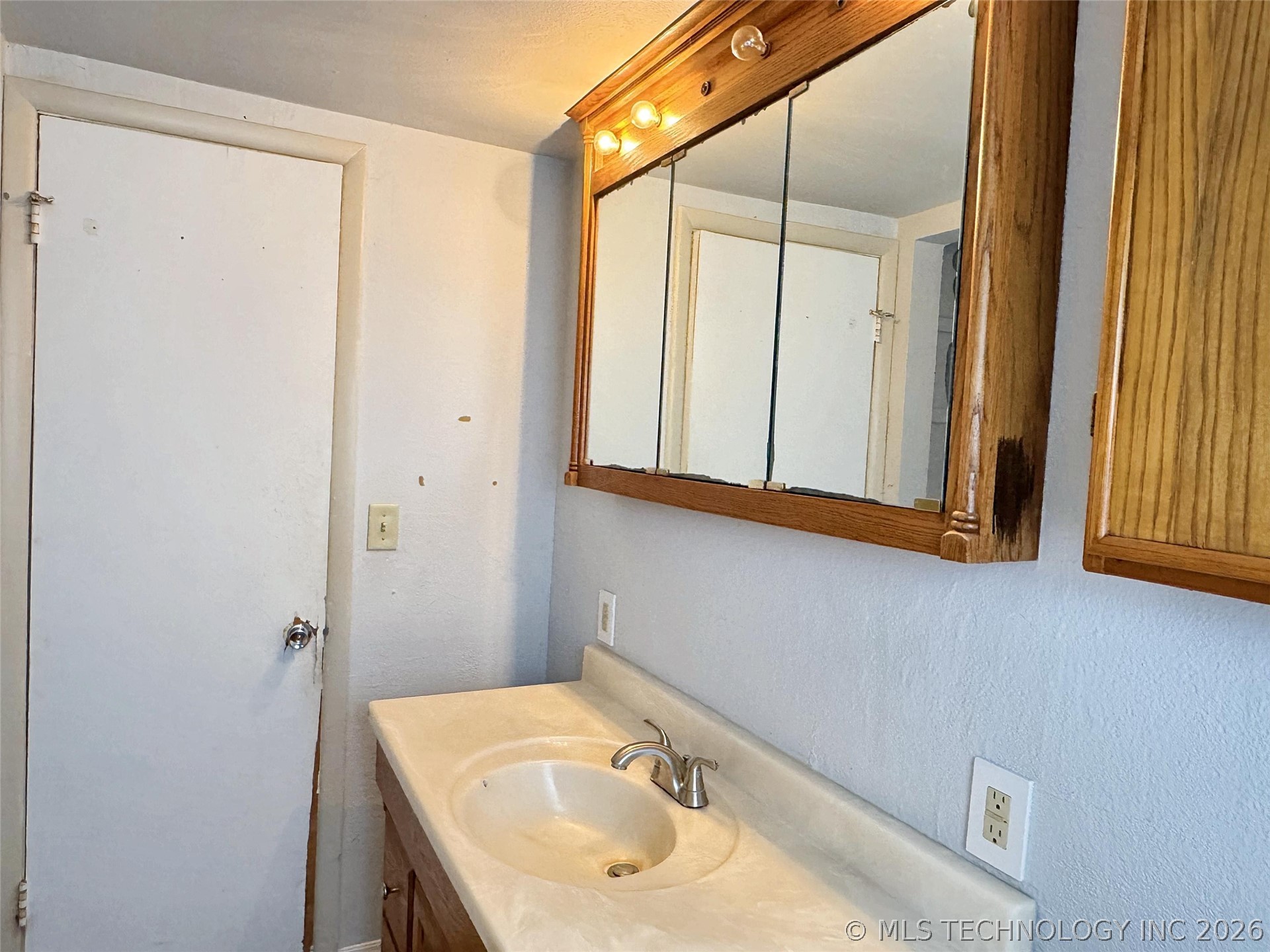 725 Sooner Drive Property Photo 24