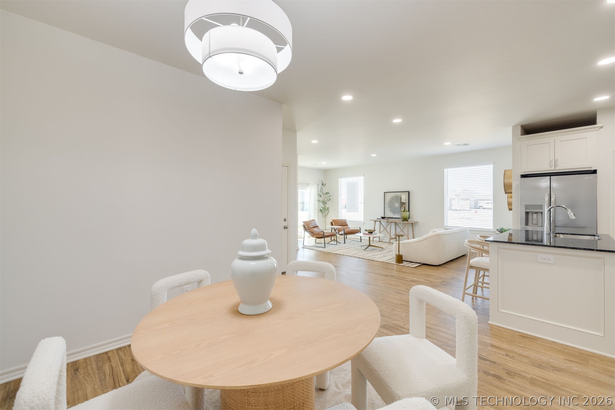 1010 Lovers Lane Property Photo 31