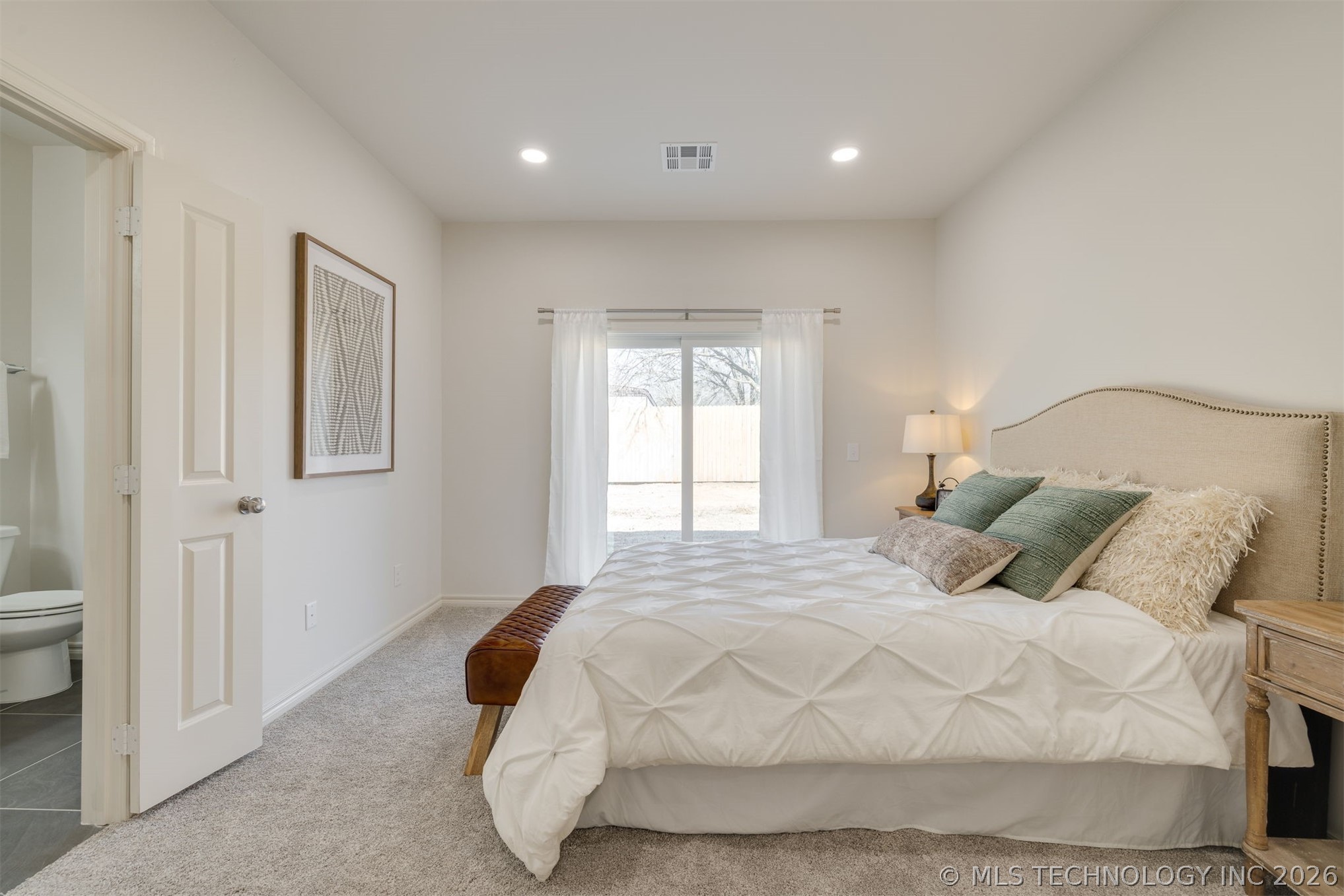 1010 Lovers Lane Property Photo 34