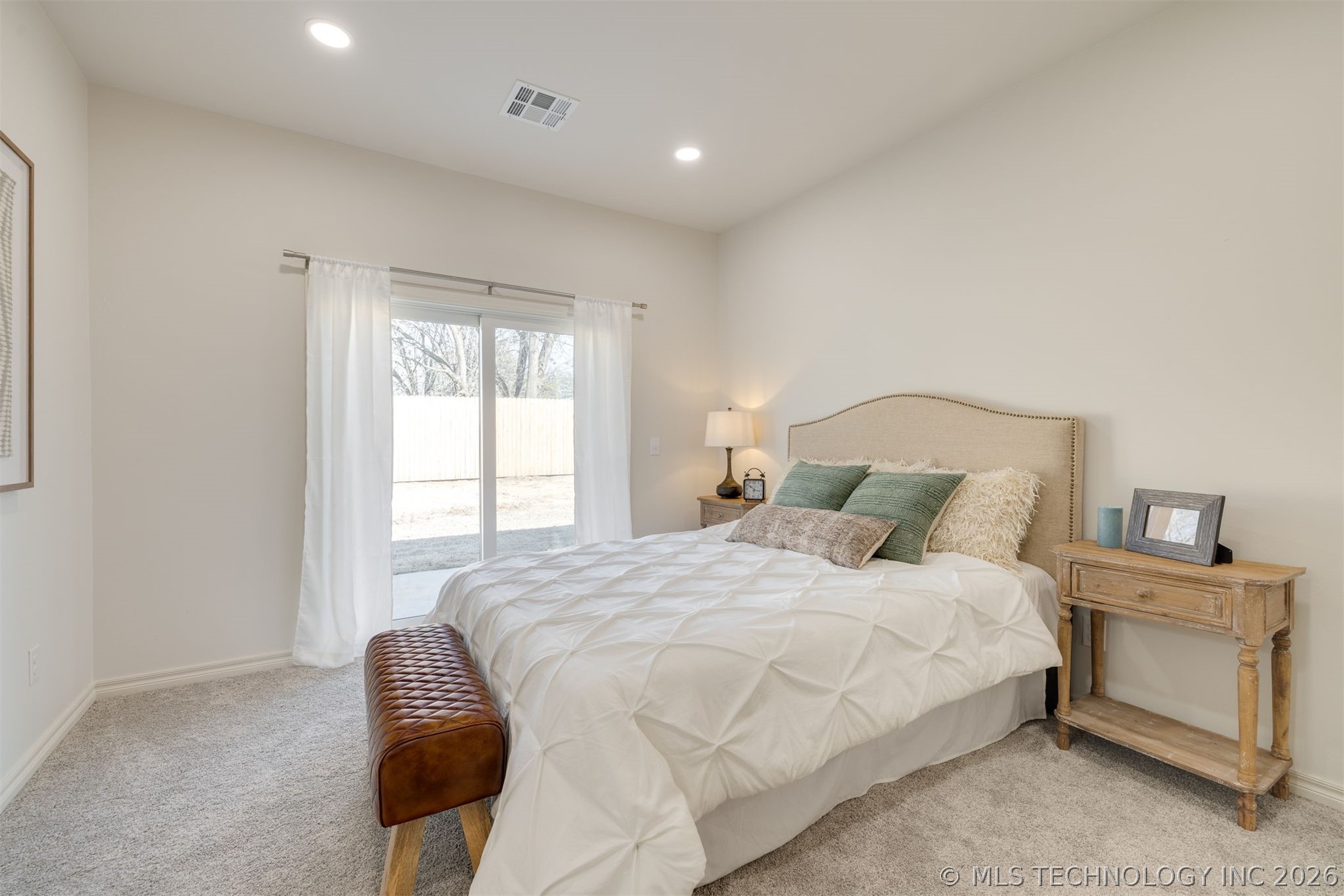 1010 Lovers Lane Property Photo 35