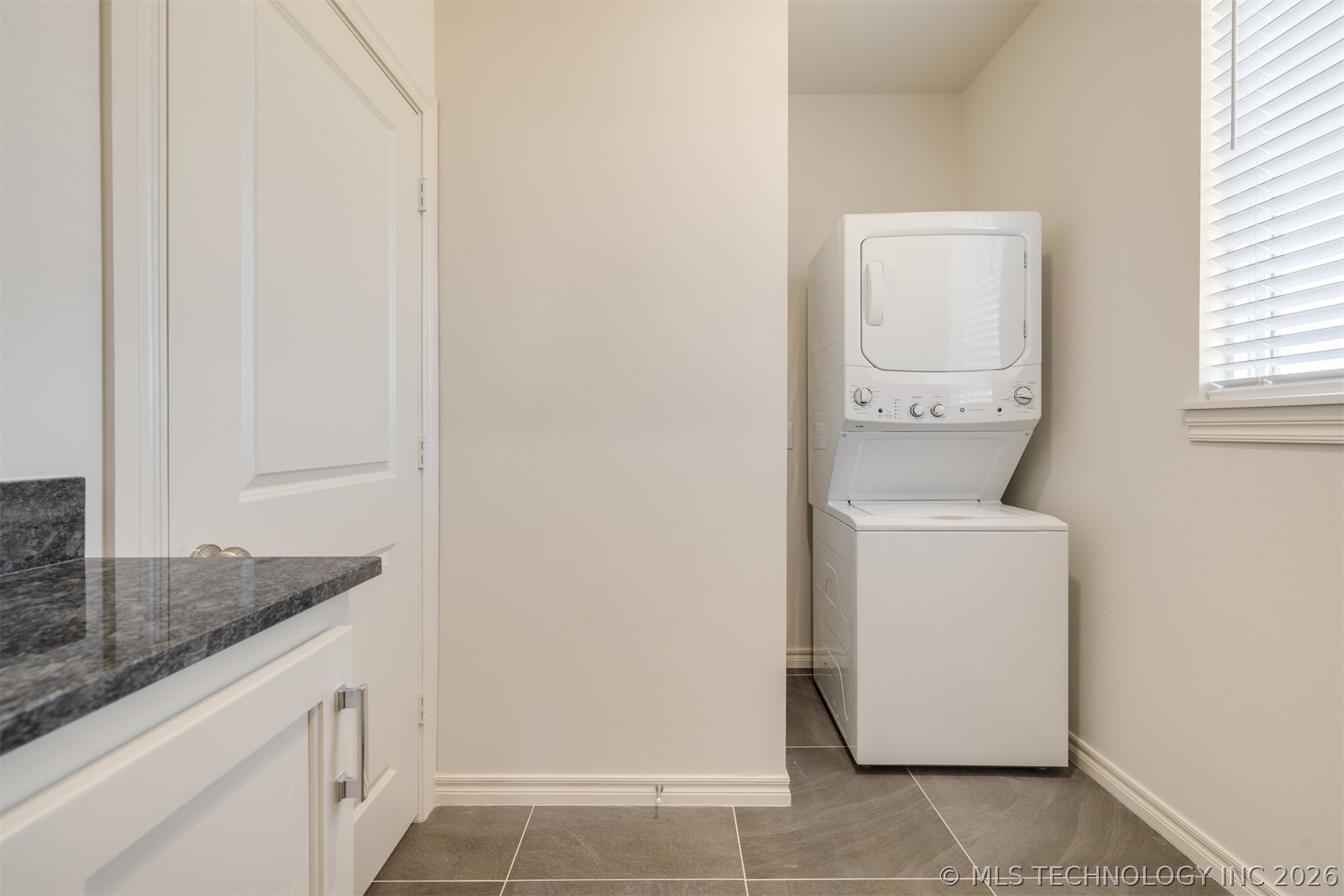 1010 Lovers Lane Property Photo 47