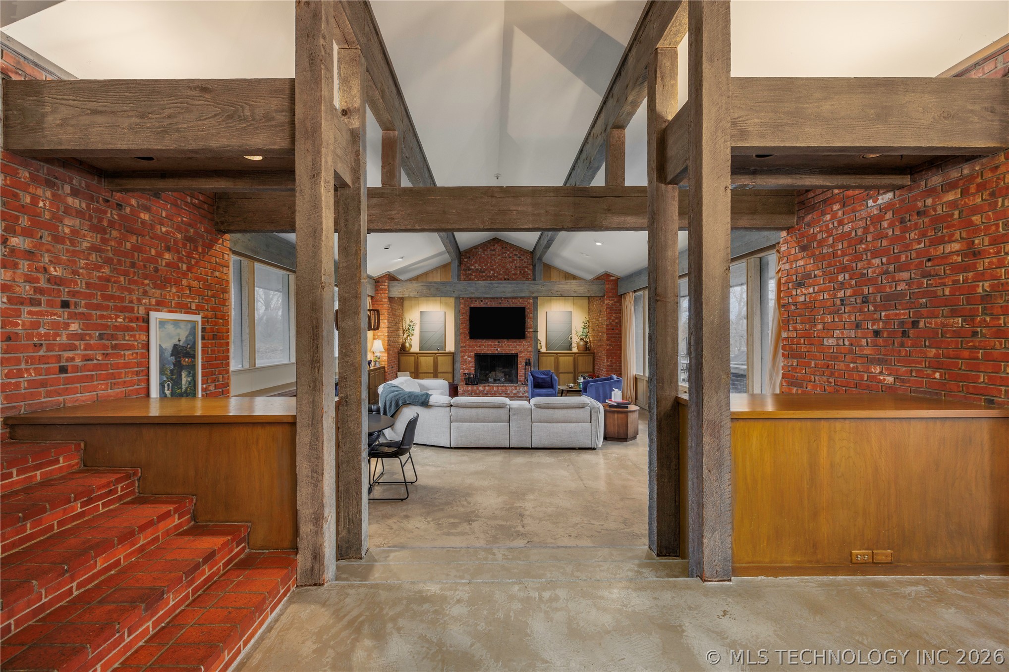 2100 North Star Court Property Photo 8