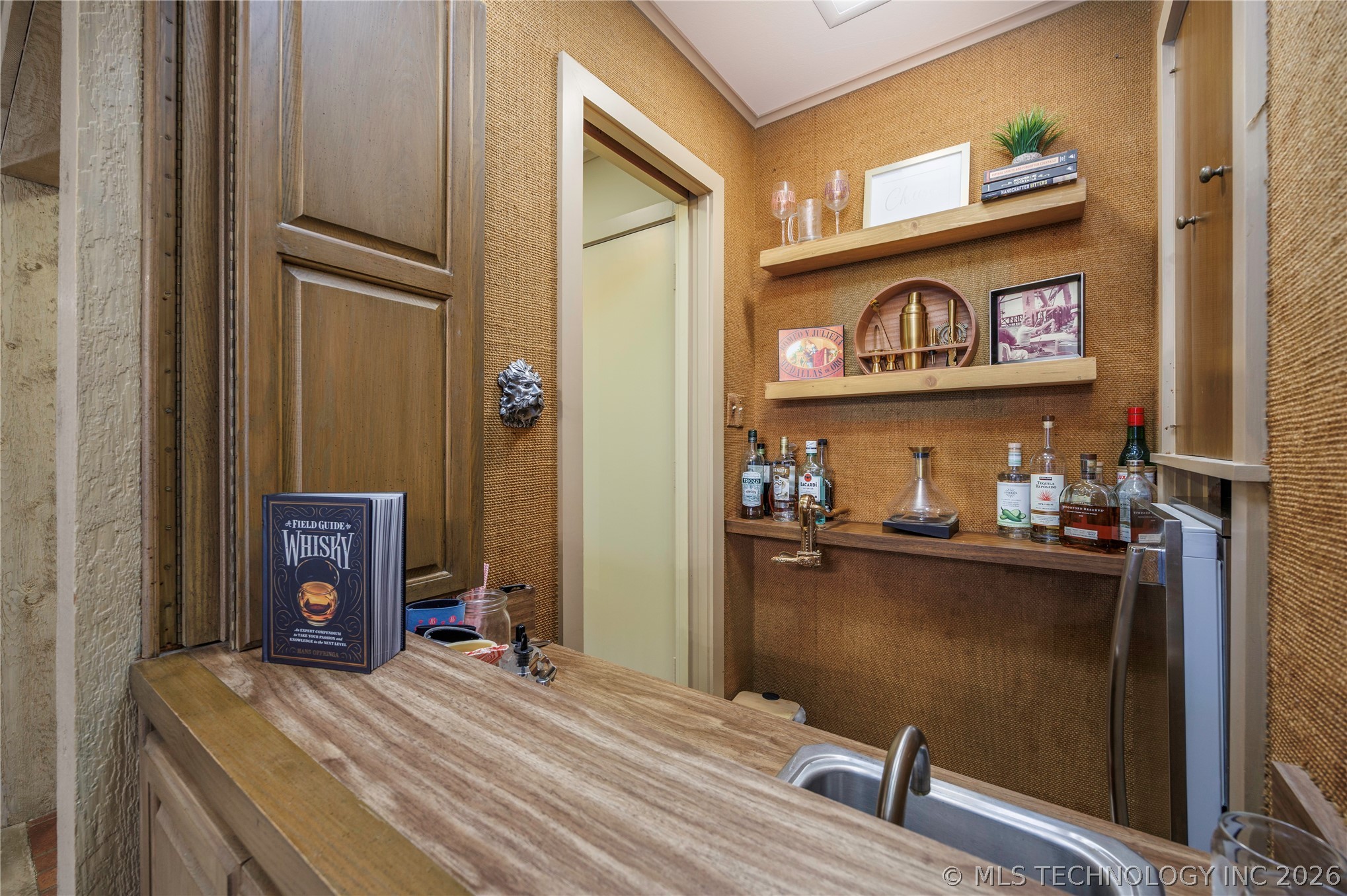 2100 North Star Court Property Photo 16