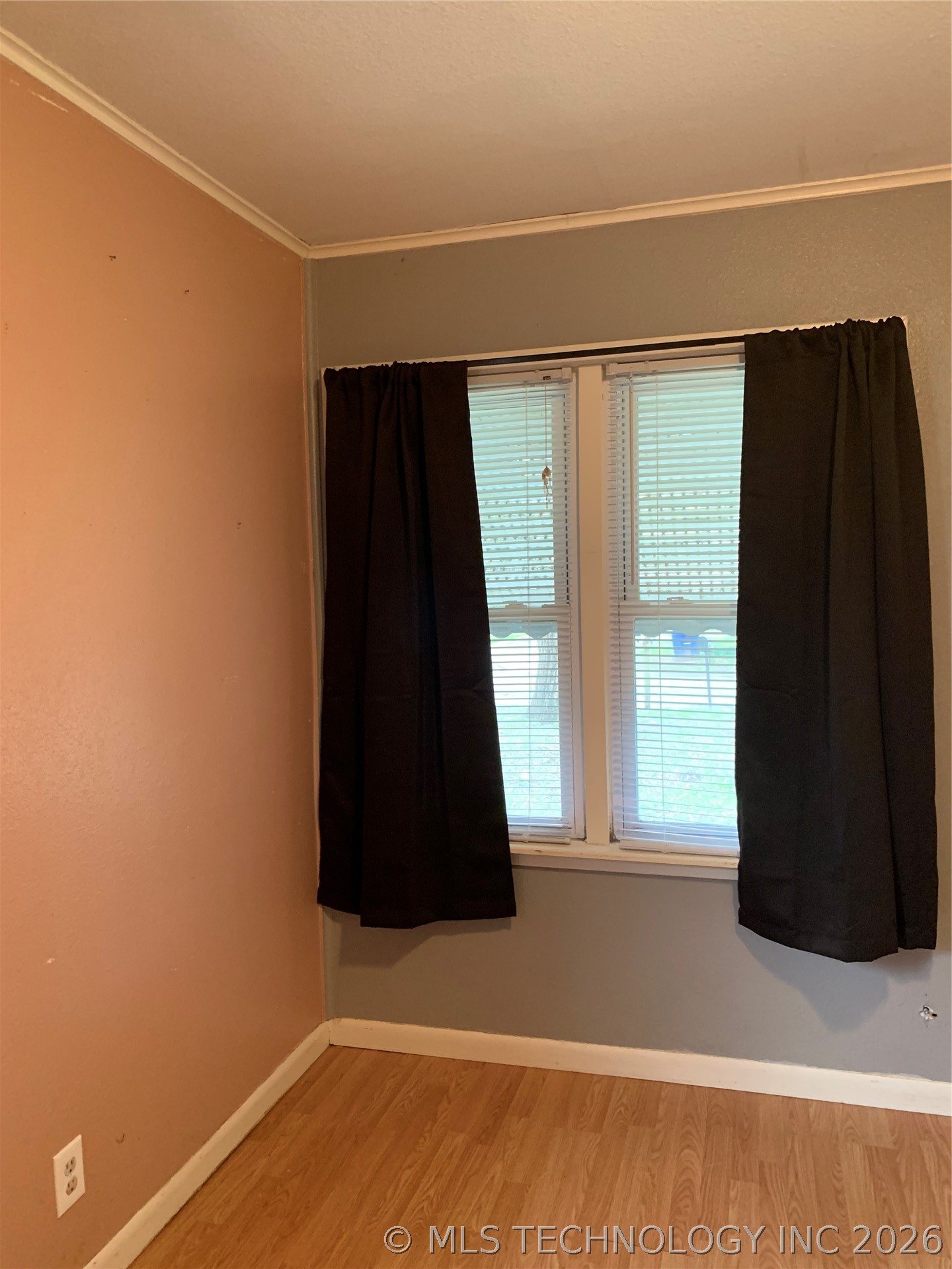 815 S Hickory Street Property Photo 16