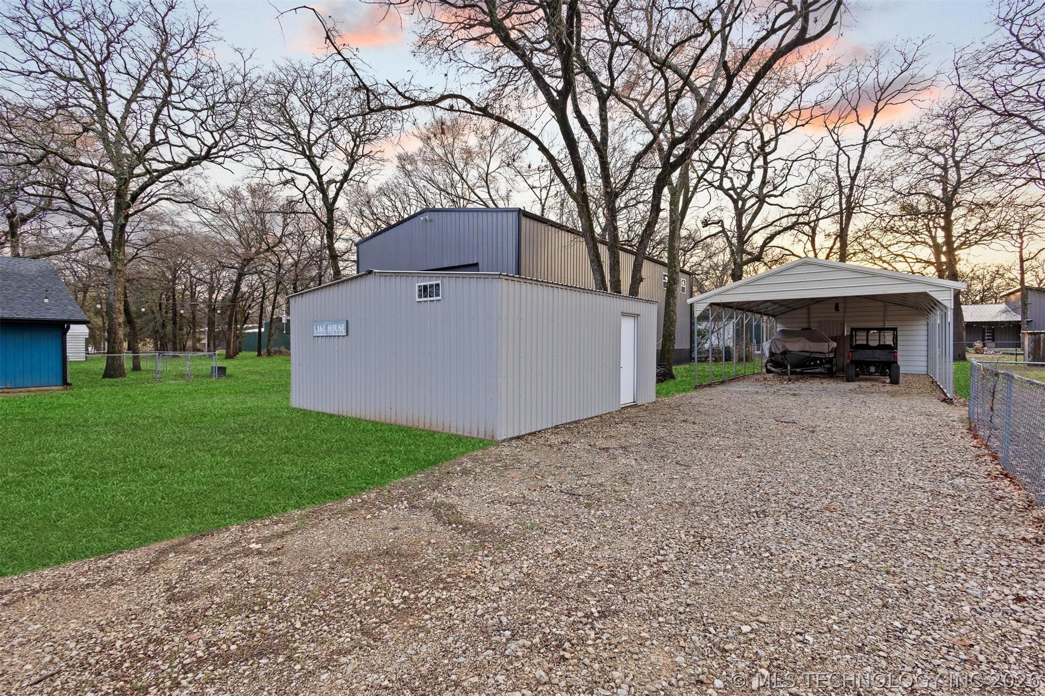 1613 Waters Property Photo 13