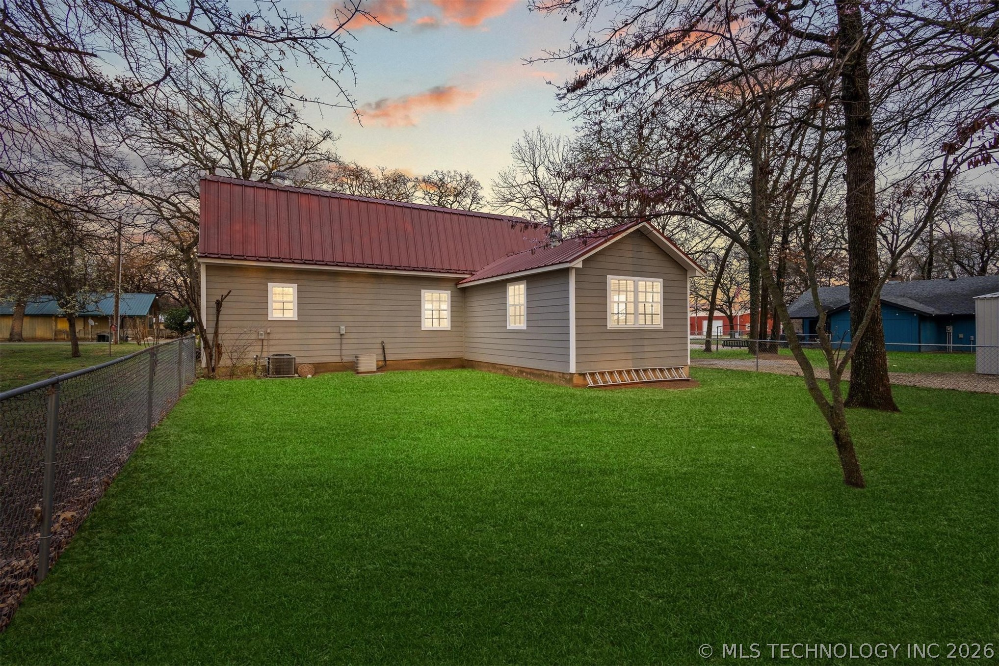 1613 Waters Property Photo 19